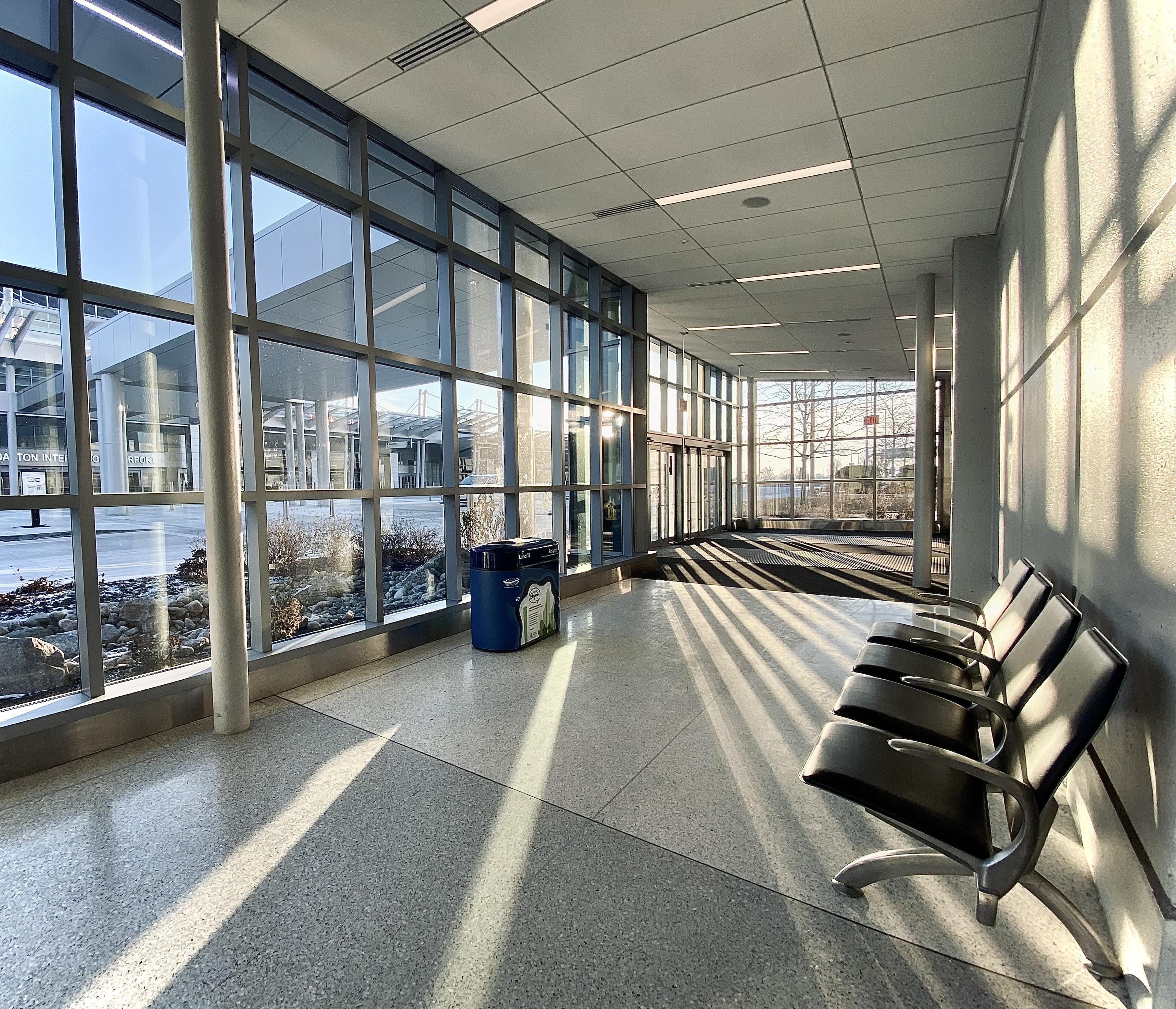 At the airport this morning… Sun beams coming through r/dayton