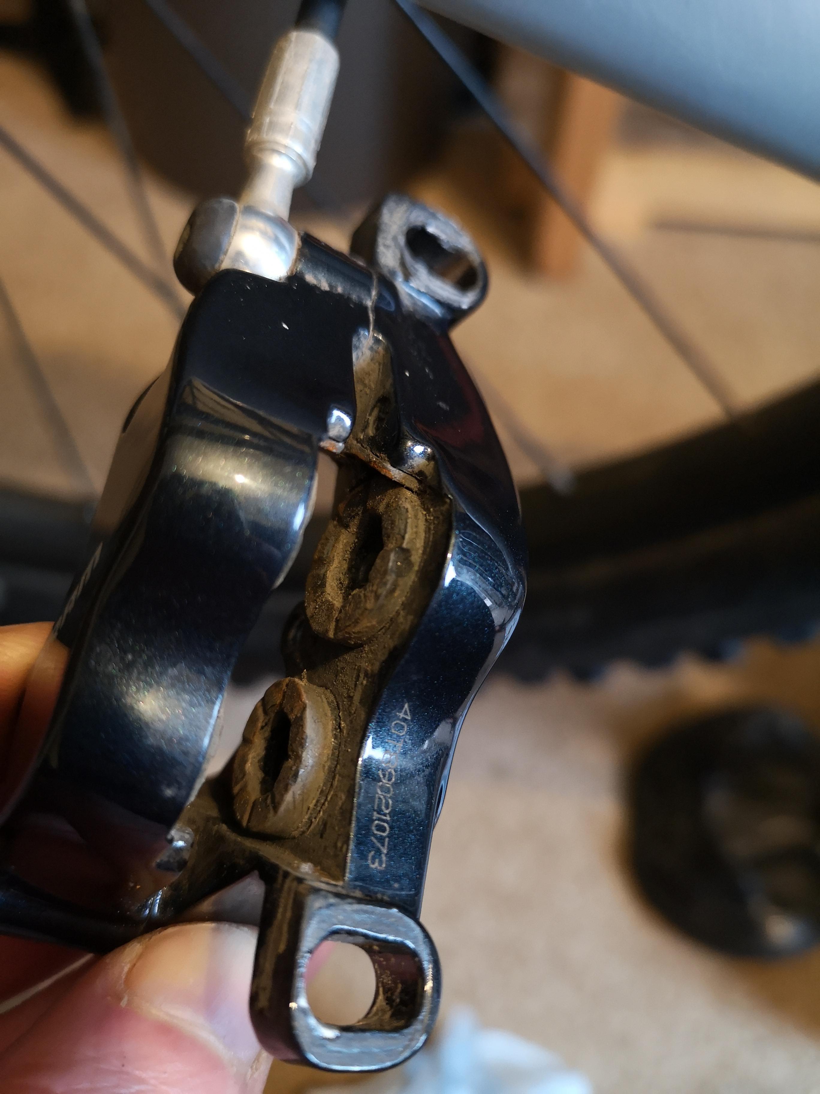 Changing the brake pads, the pistons are out too far to fit the new