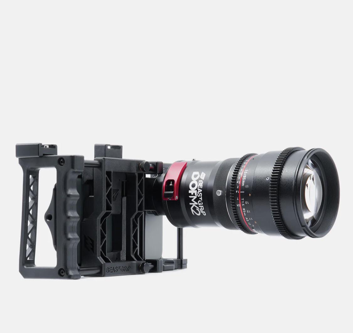 Canon lens mounted on iPhone r/AskPhotography