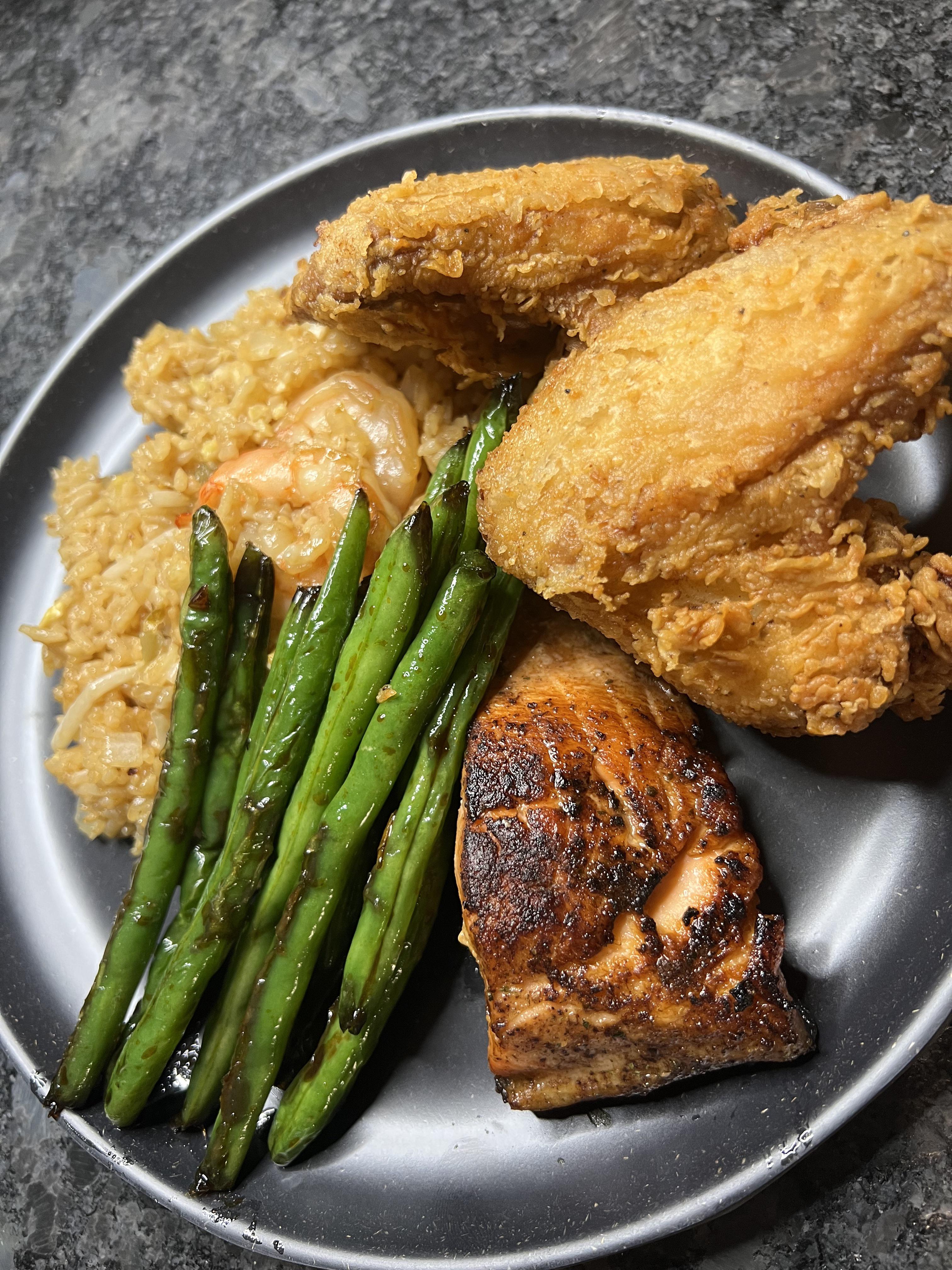 Fried Wings, Black Garlic Salmon, Shrimp Fried Rice & Soy Garlic Green Beans 🤌🏽 r/FoodPorn