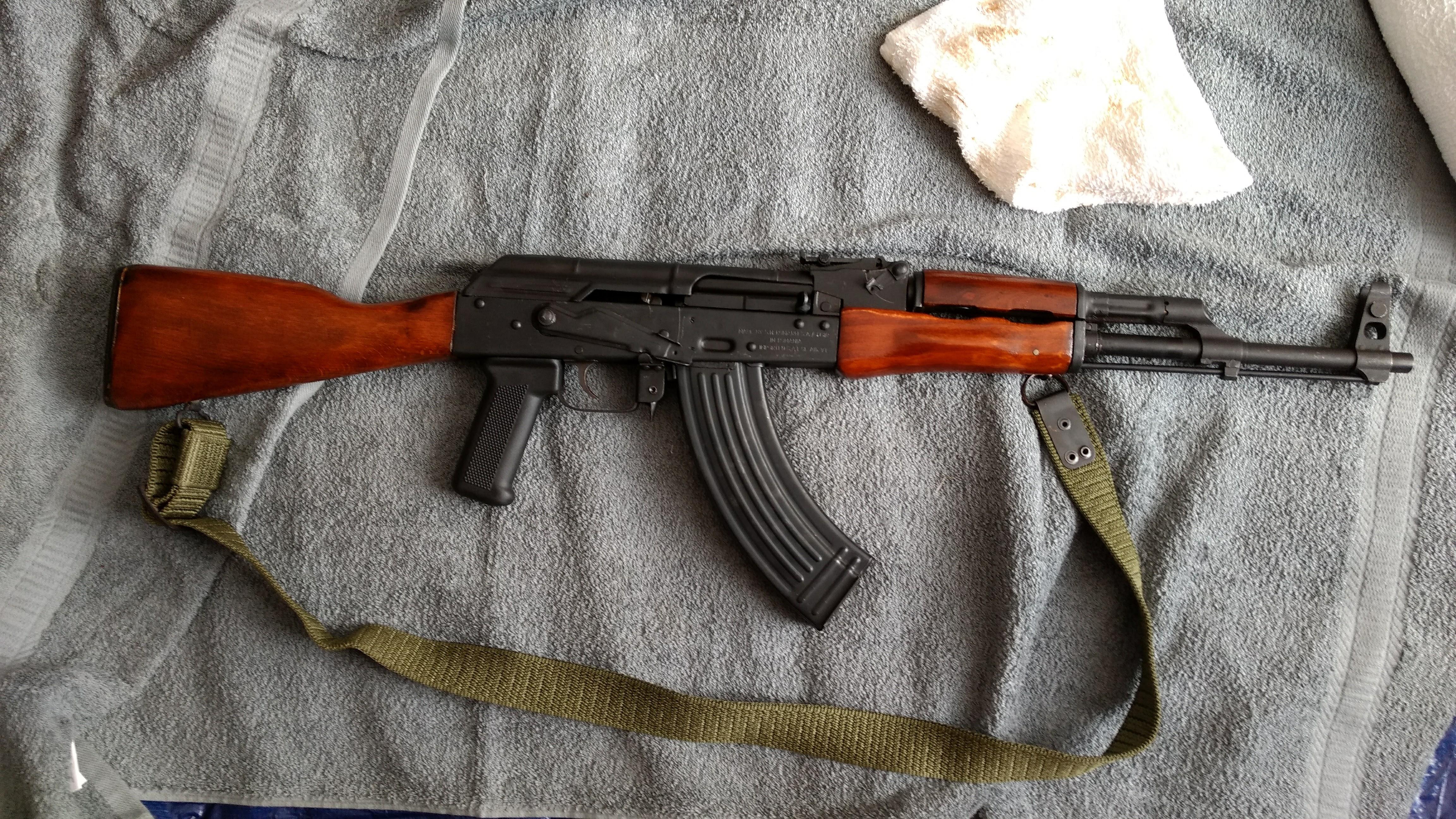 Picked up a Romanian SAR1 today. (info in comments) r/ak47