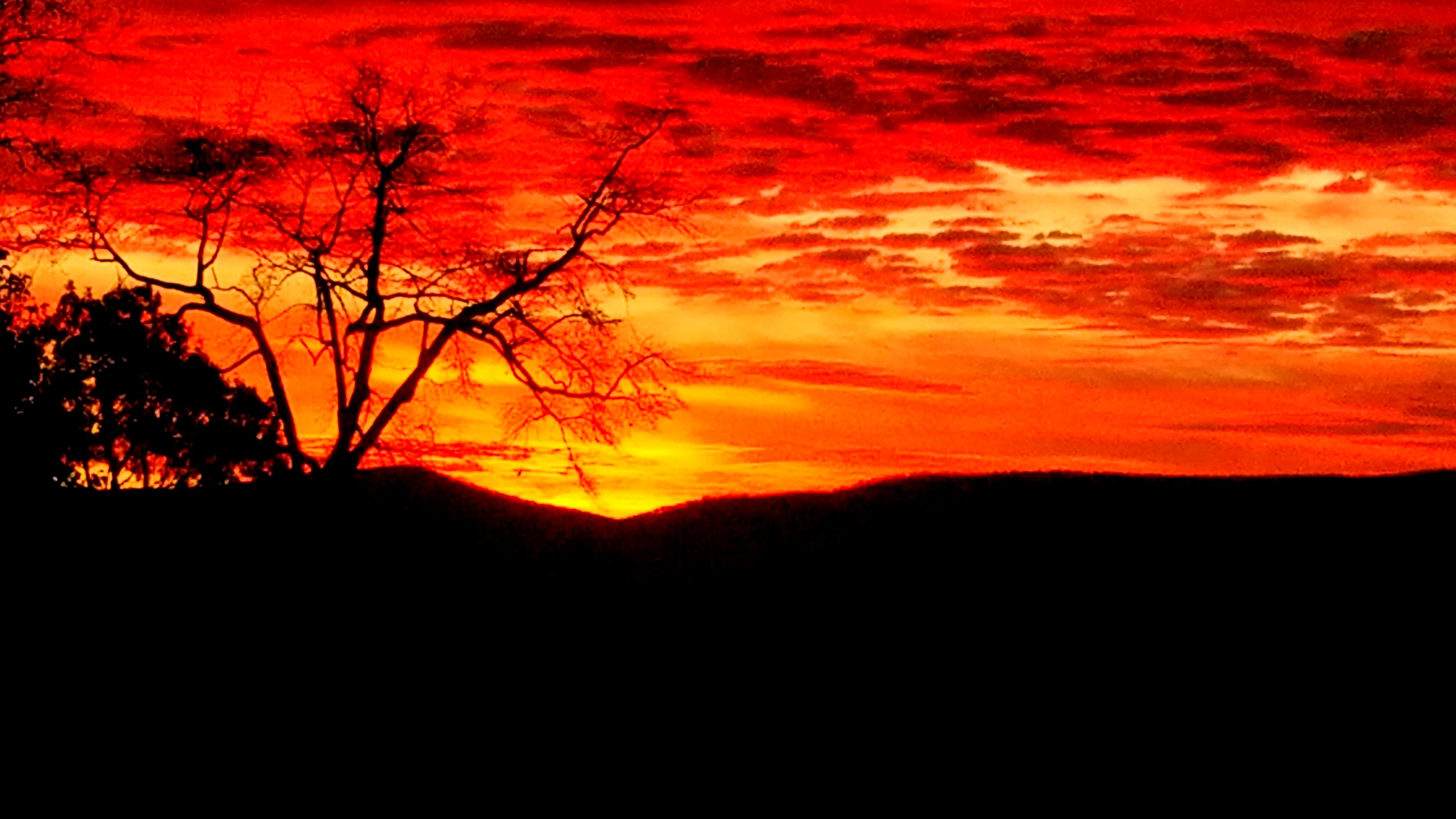 Sunrise in front of my home. 4032x2268. Edinburg, VA. Mountains are