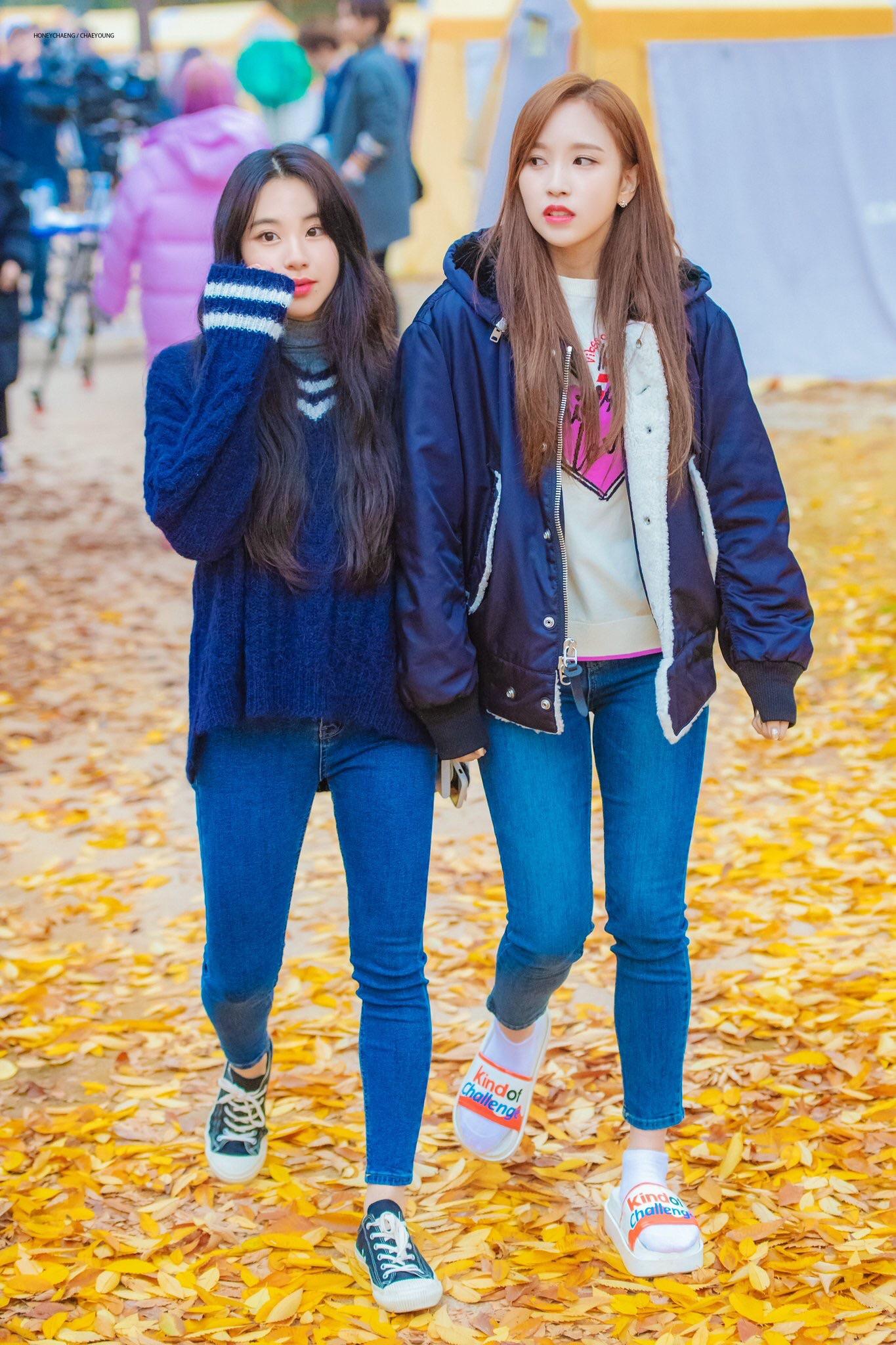 Chaeyoung & Mina twicemedia