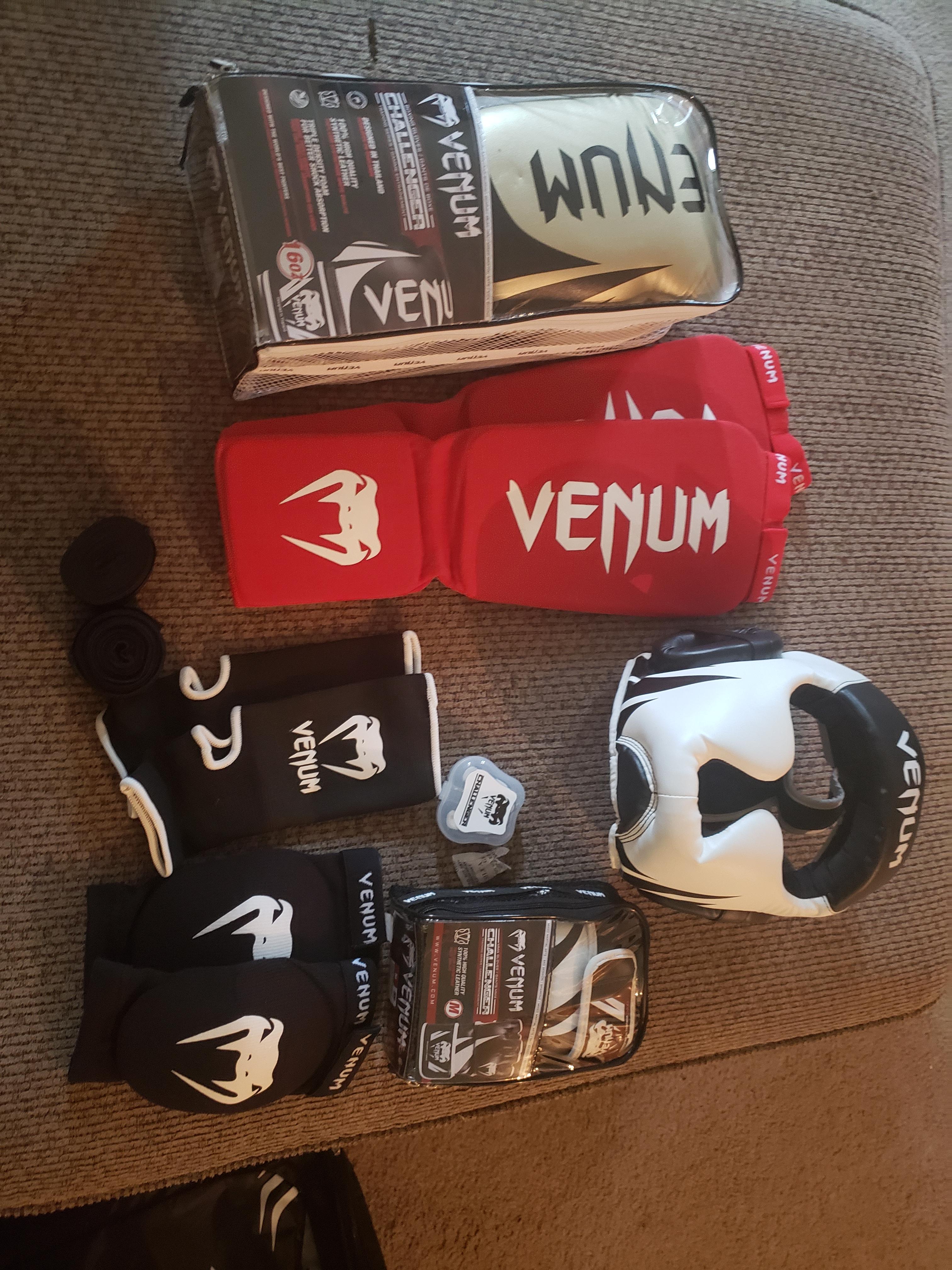 Started training Muay Thai this year, my sparring equipment just came