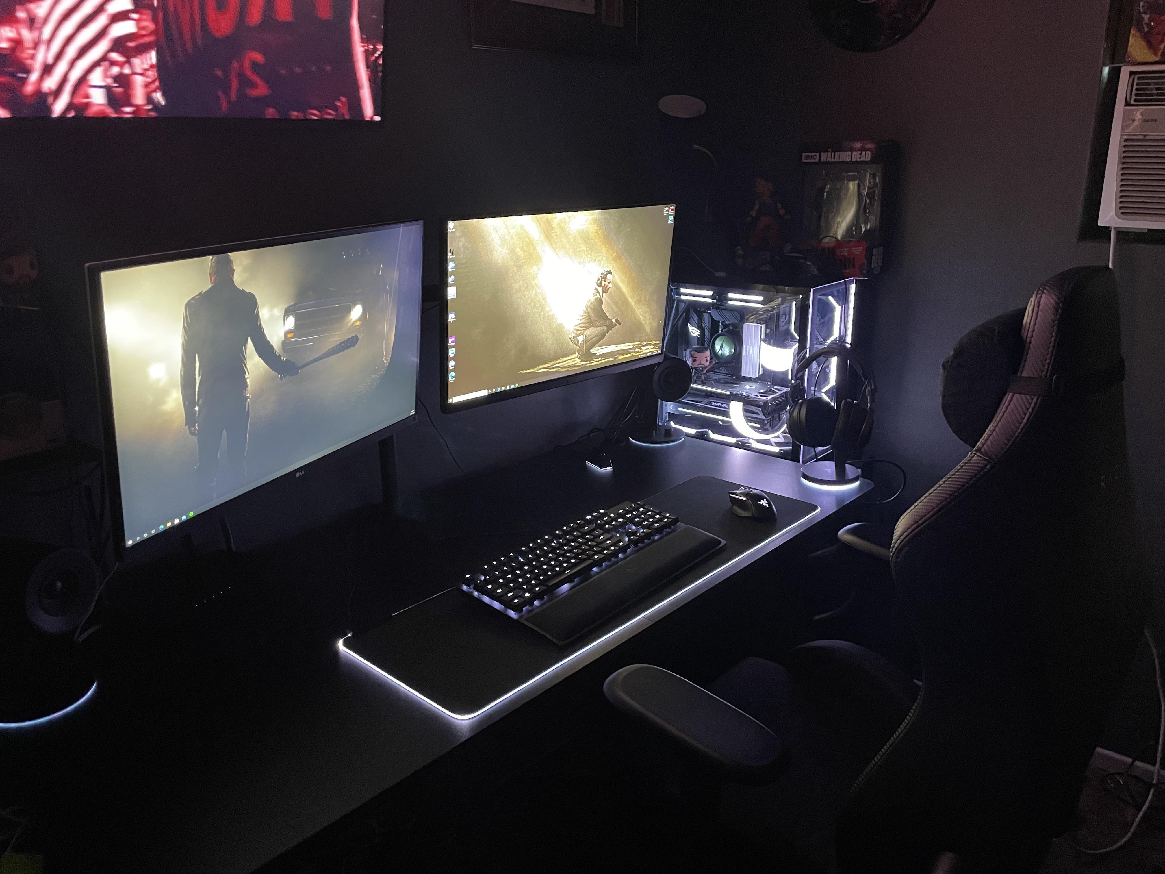 Just added the Razer Iskur chair to my Razer gaming stations. r/razer