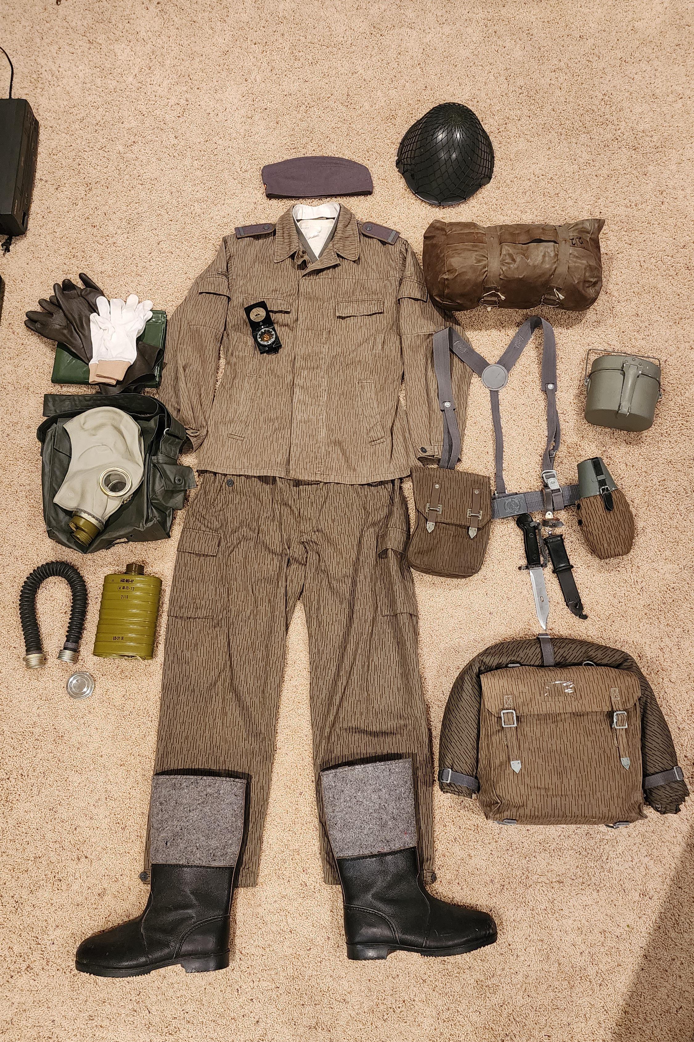 Complete East German Army standard late 70searly 80s summertime gear