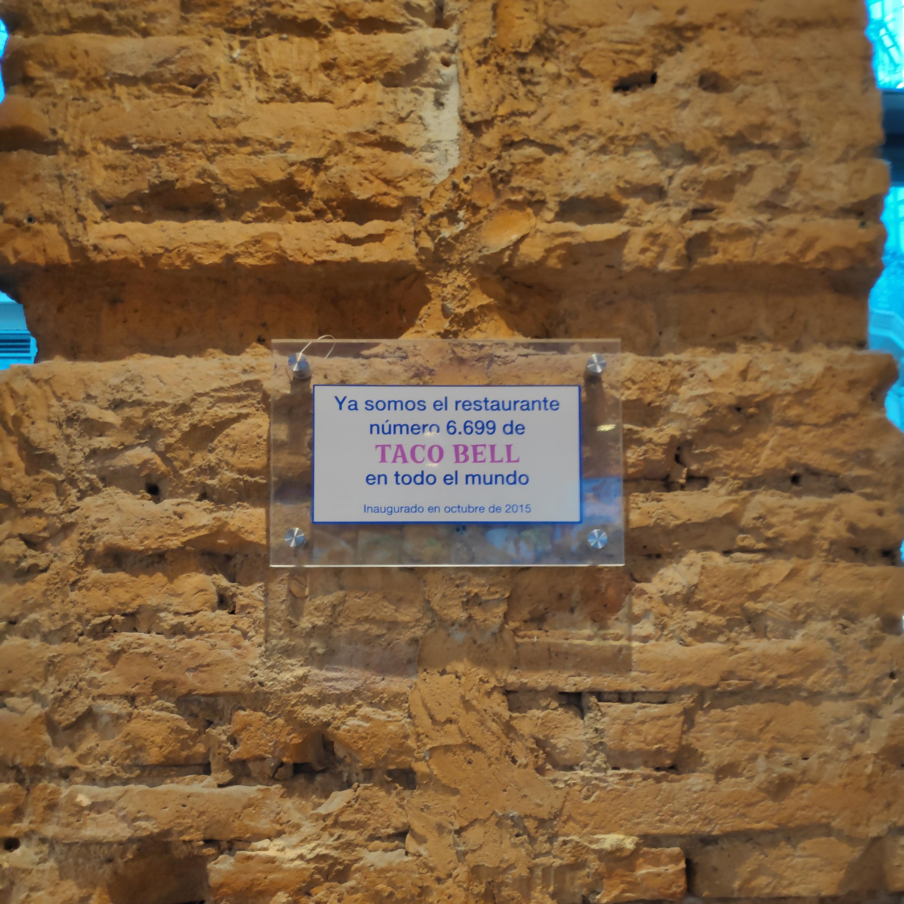 6699th Taco Bell in the world, located in Zaragoza, Spain r