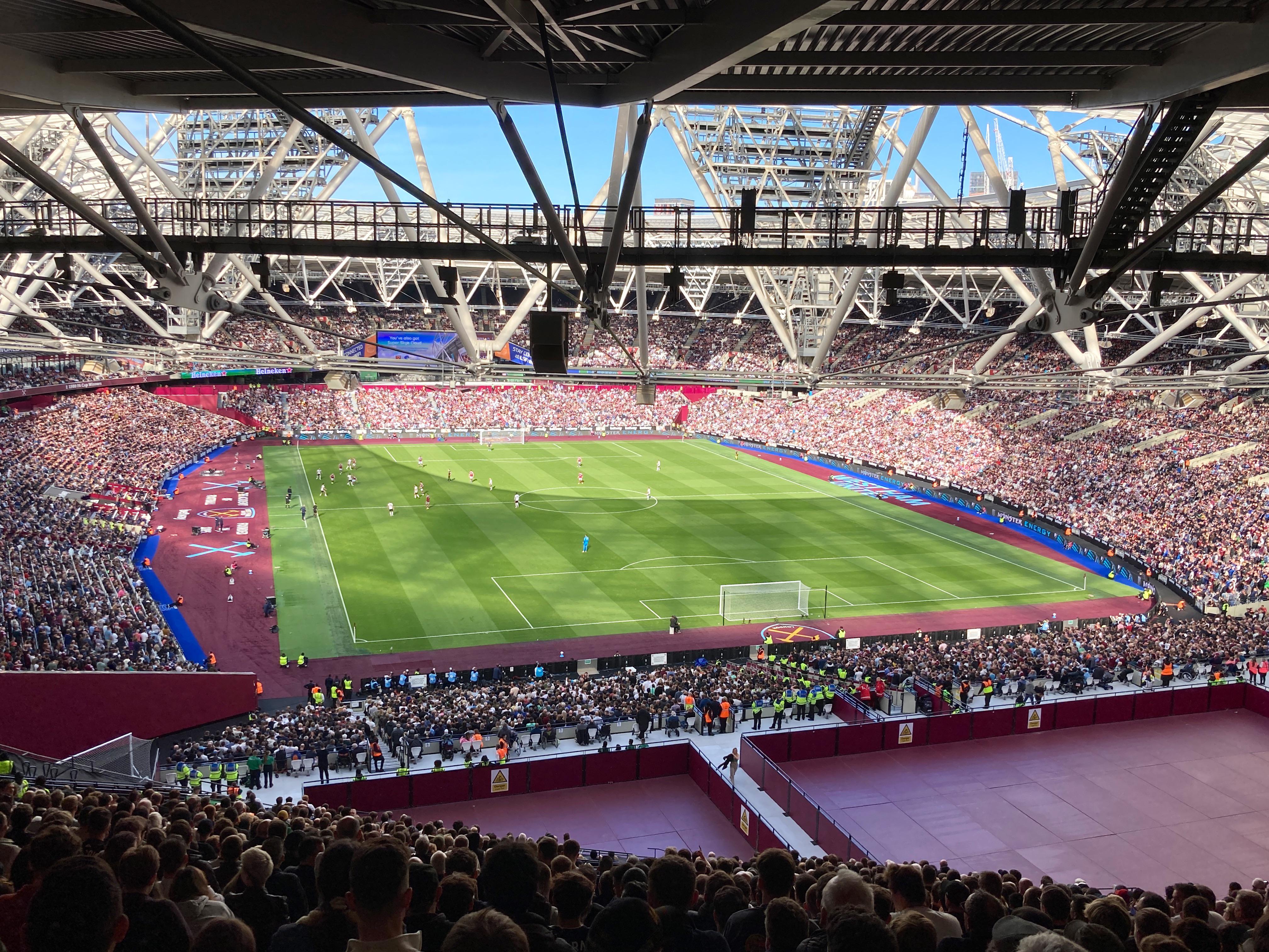 The London Stadium (Athletics and West Ham United) r/stadiumporn