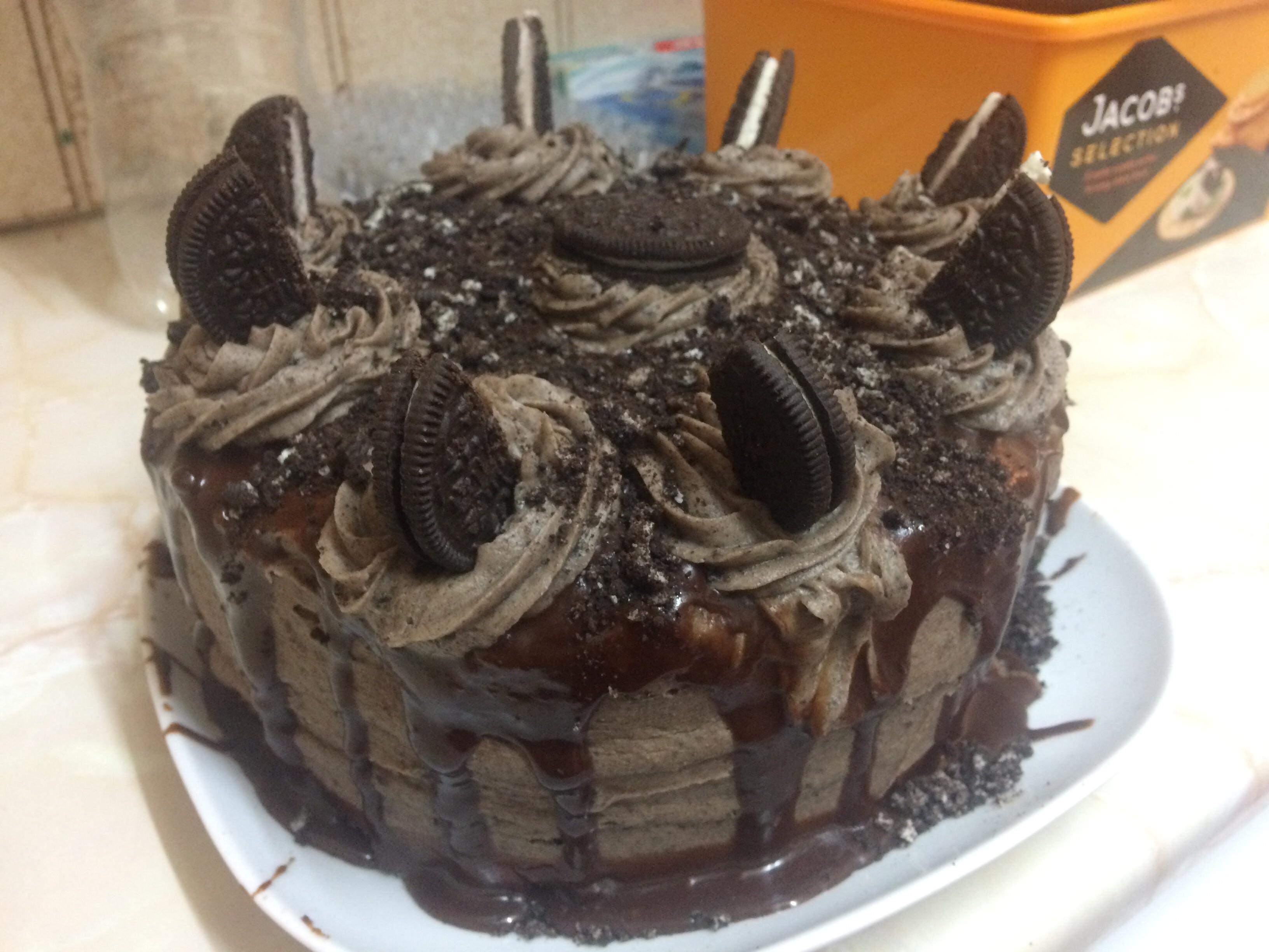 [Homemade] Chocolate Oreo Cake r/food