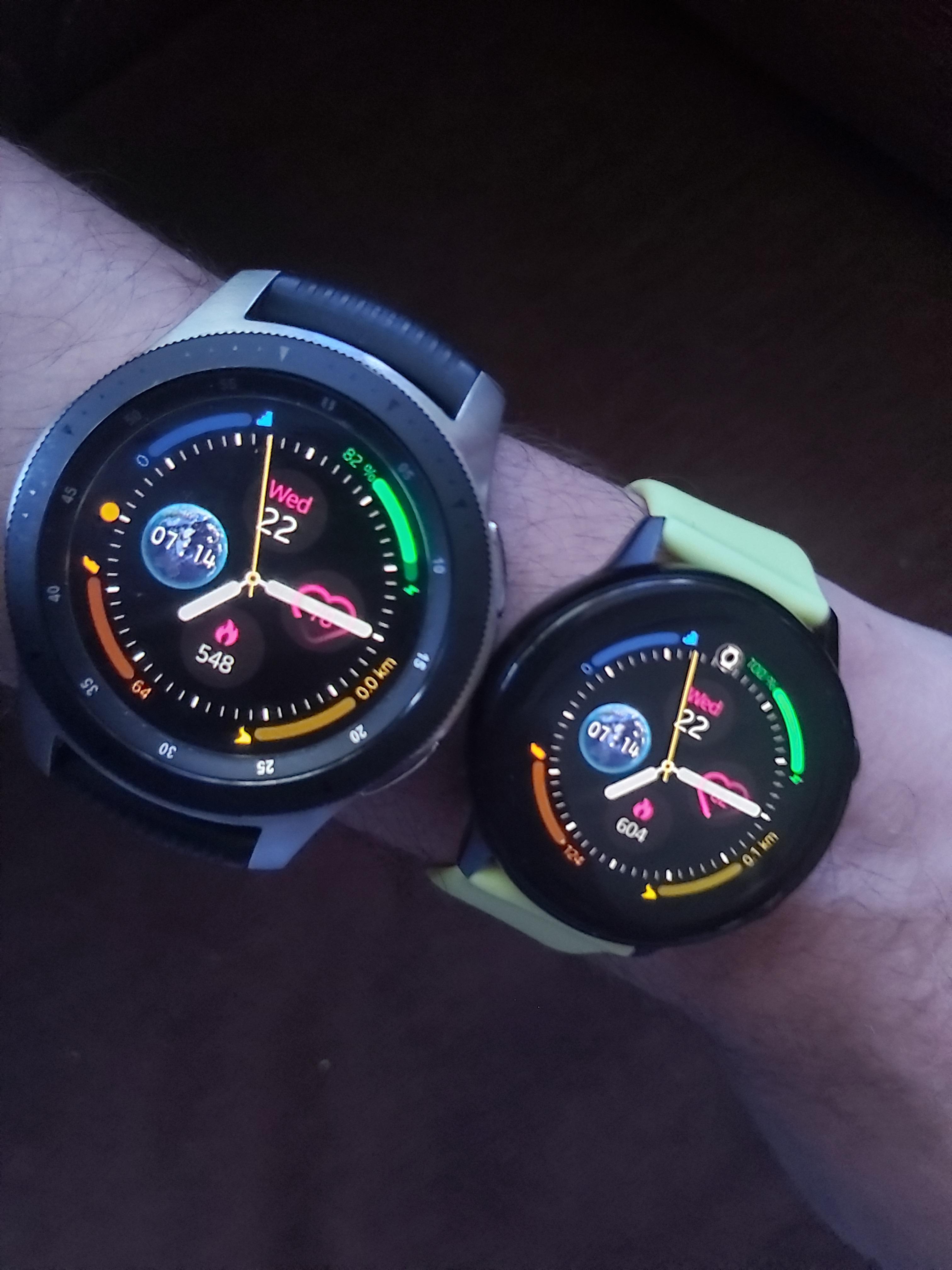 Size Comparison GW 46mm vs GWA (1) 40mm r/GalaxyWatch