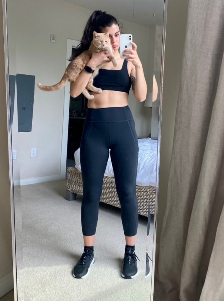 Sofia Black-D'Elia cameltoe : SofiaBlack