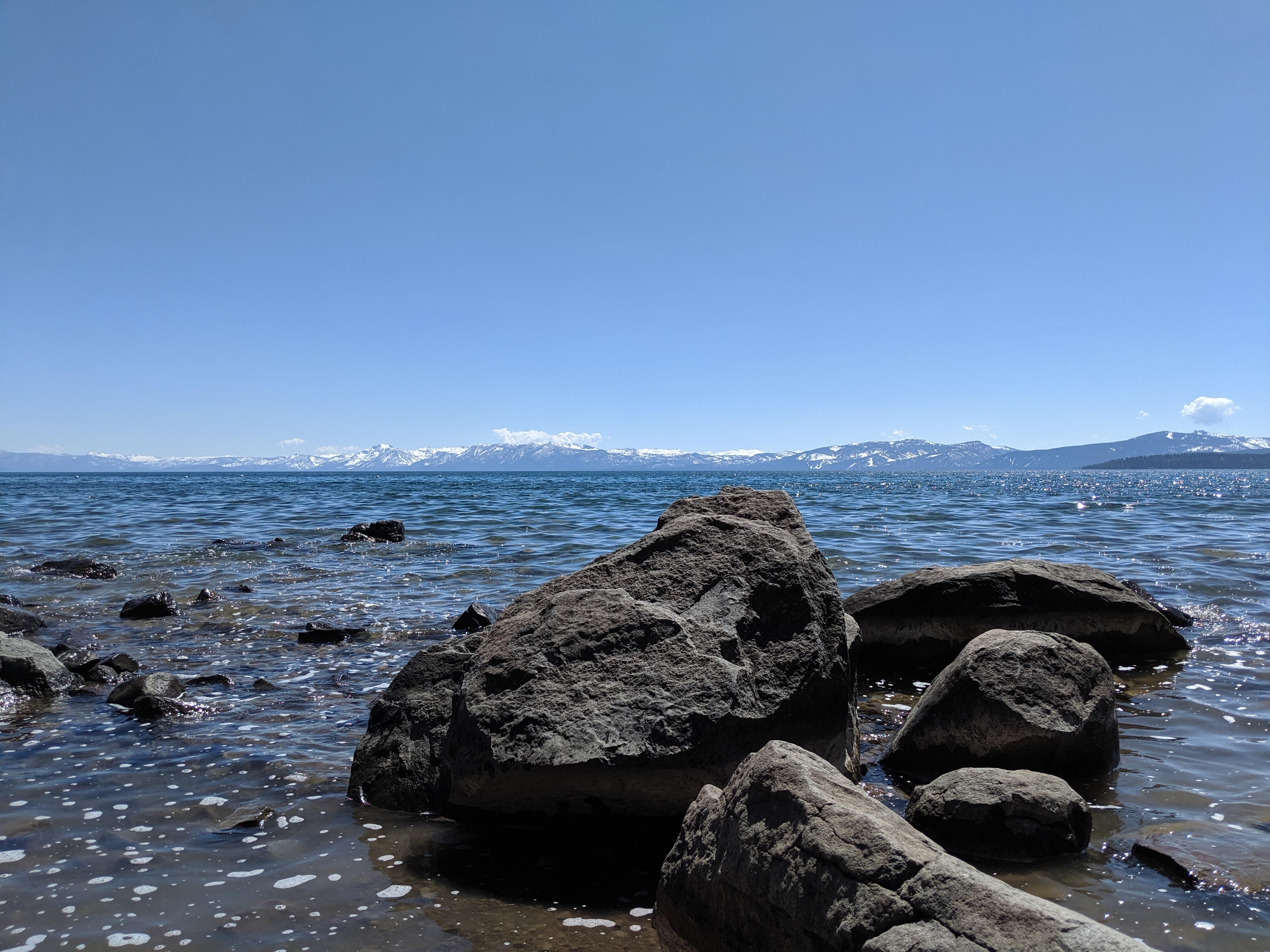 Shores of Kings Beach, Lake Tahoe [4032x3024] [OC] r/EarthPorn