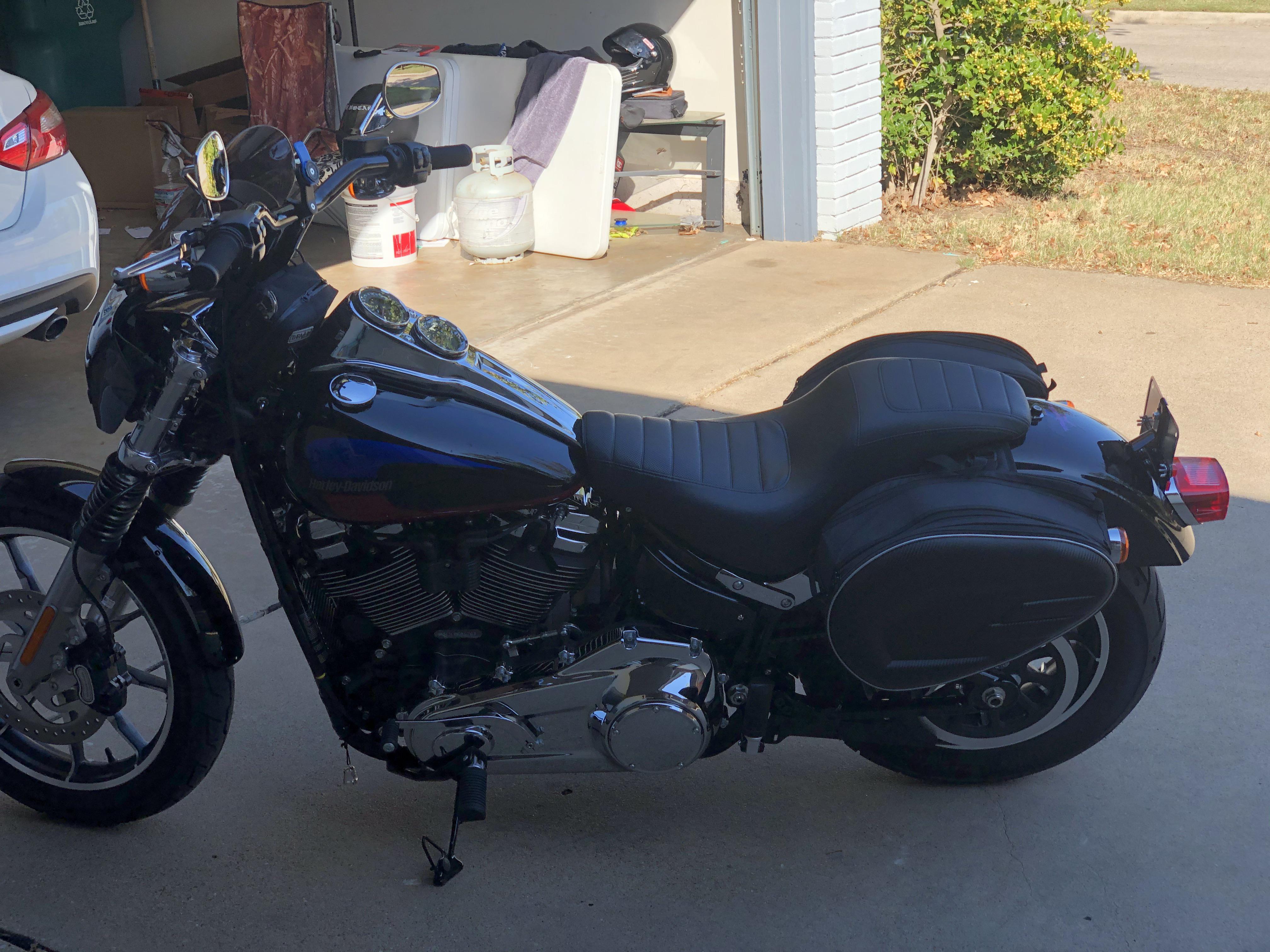 In case anyone’s wondering what those 50 dollar Amazon throw over sport