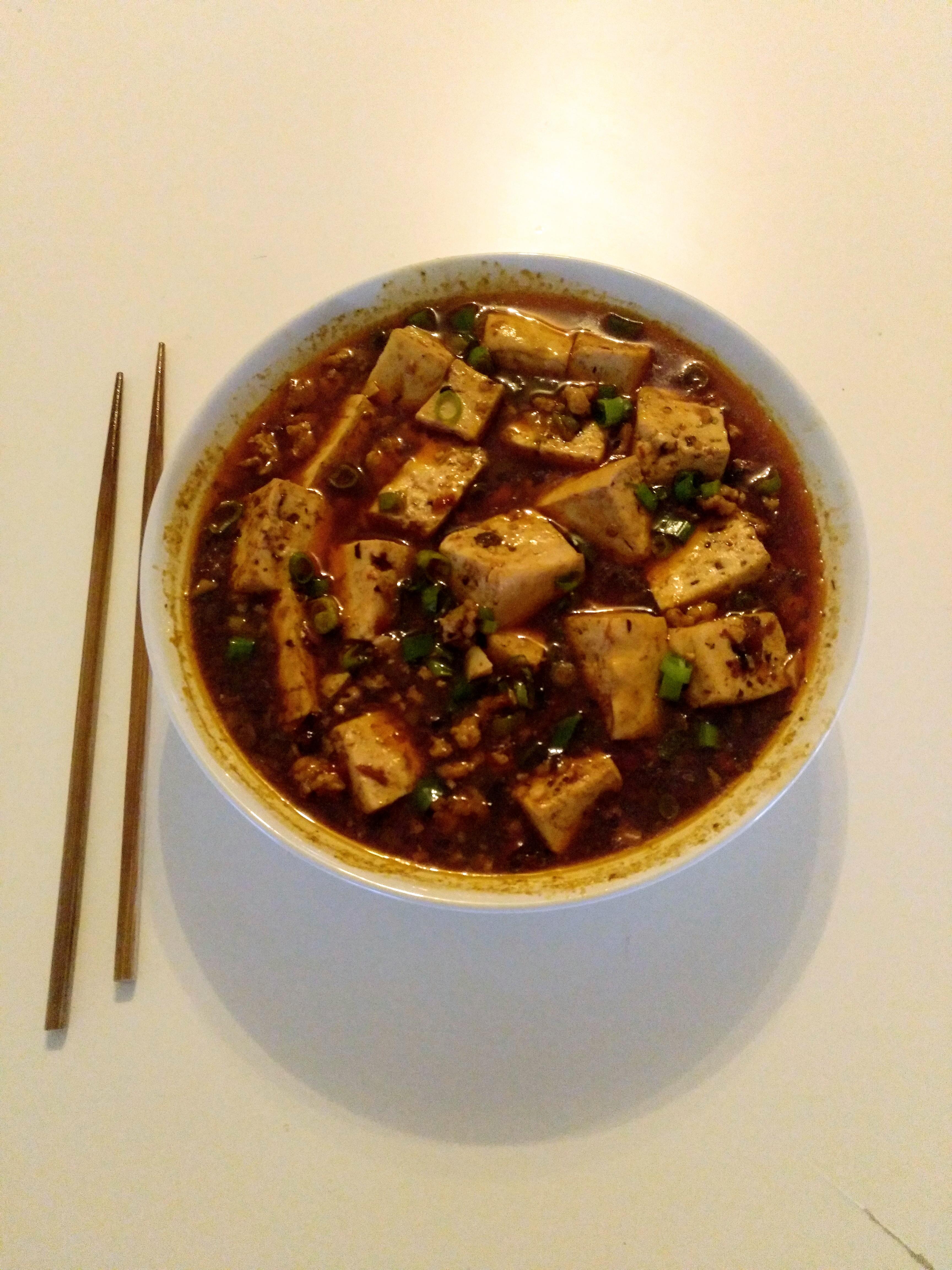 My recent obsession with Sichuanese food forced me to make 'Mapo Tofu