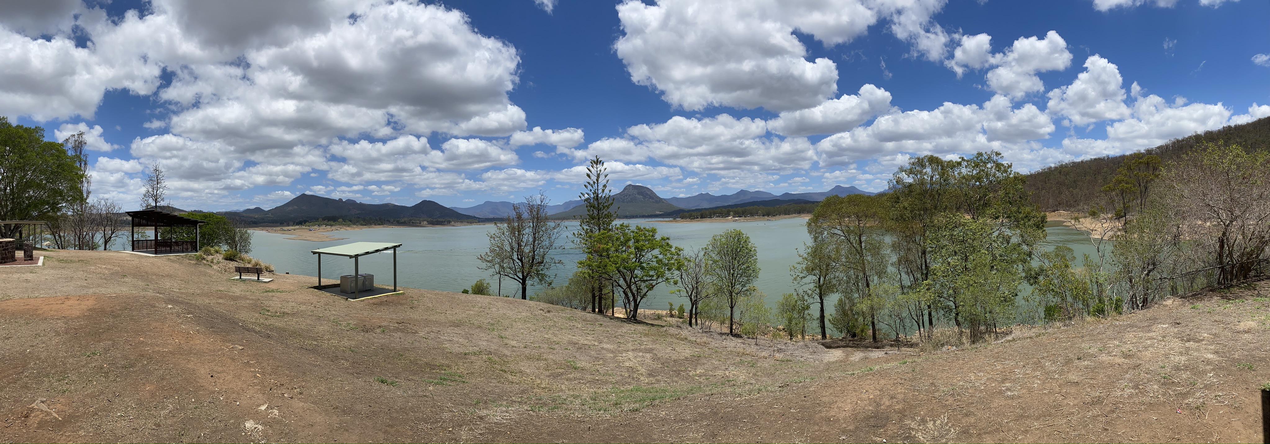 Moogerah Dam at her finest today! Wouldn’t want to live anywhere else