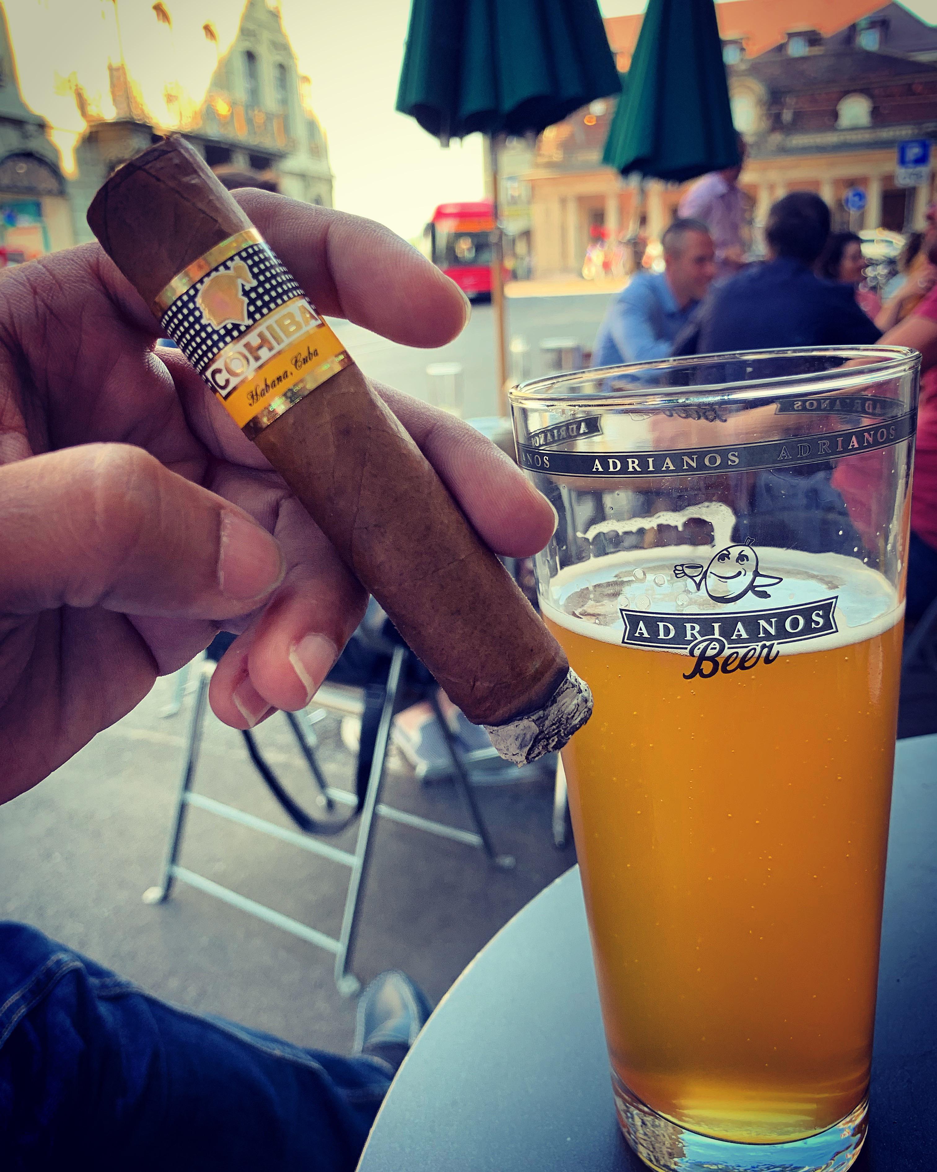  from the dry box and ready to smoke!!! r/cigars