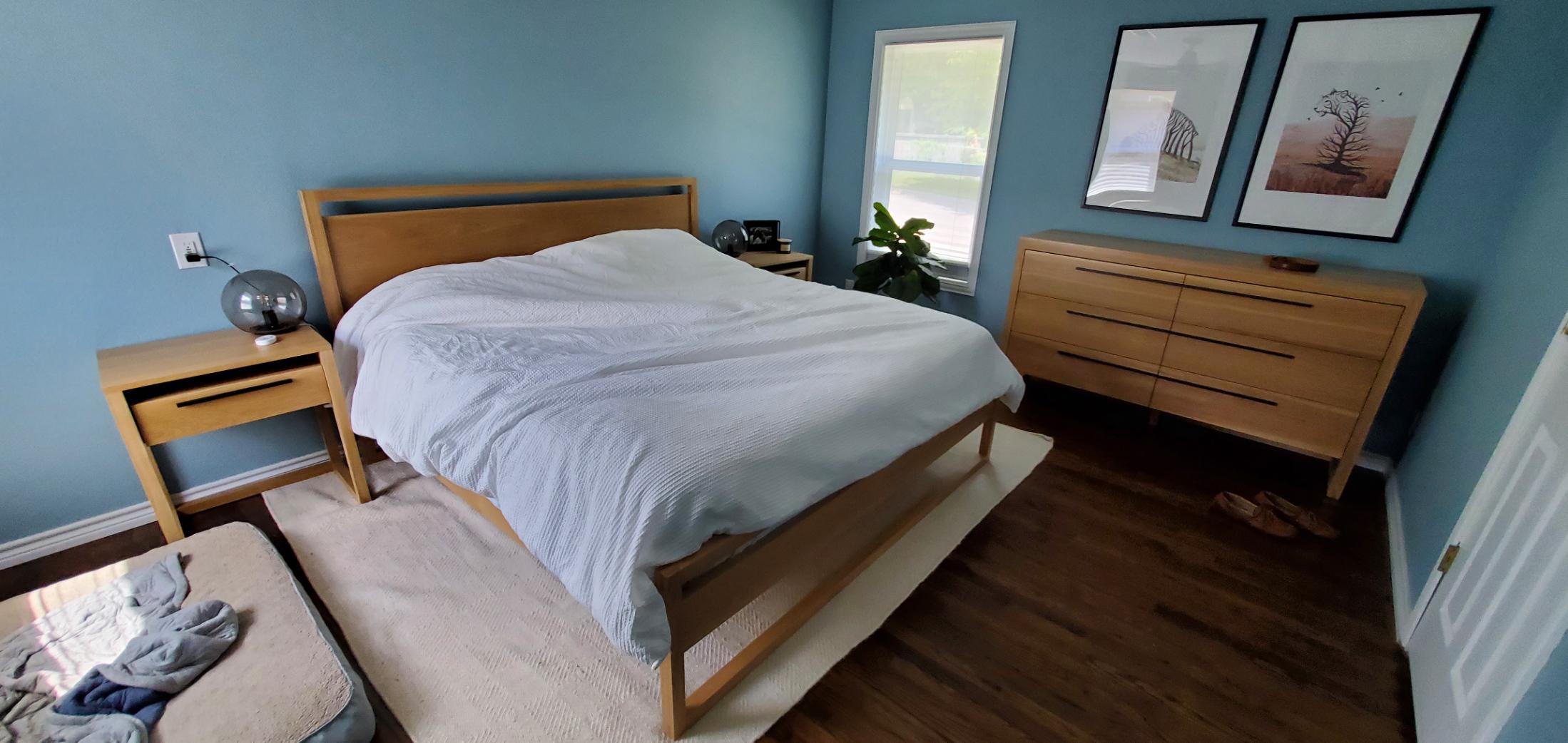 Finally finished my first bedroom set! Riftsawn white oak. r/woodworking