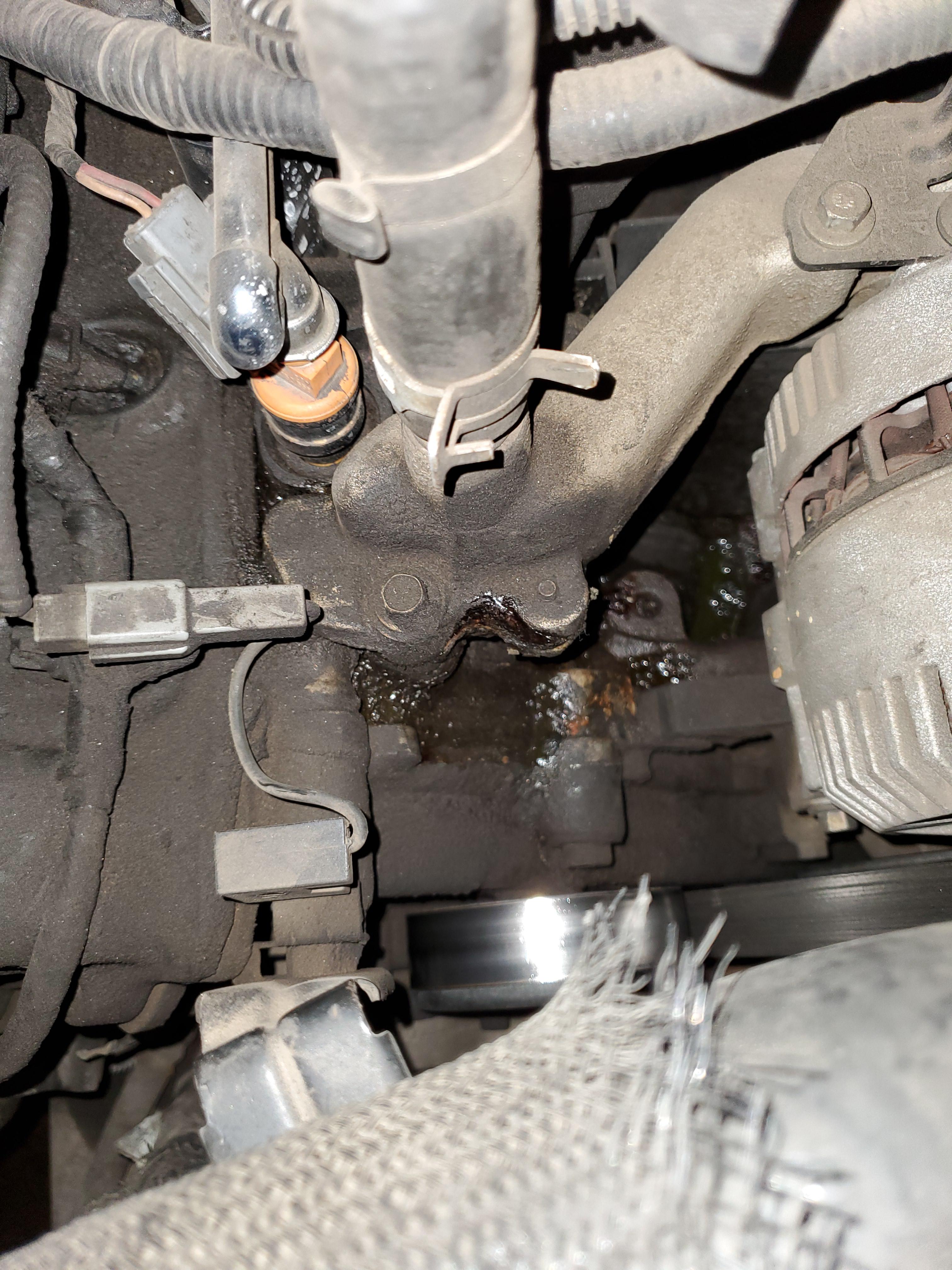 2003 ford f150 antifreeze leak(more info in comments) thankyou : r