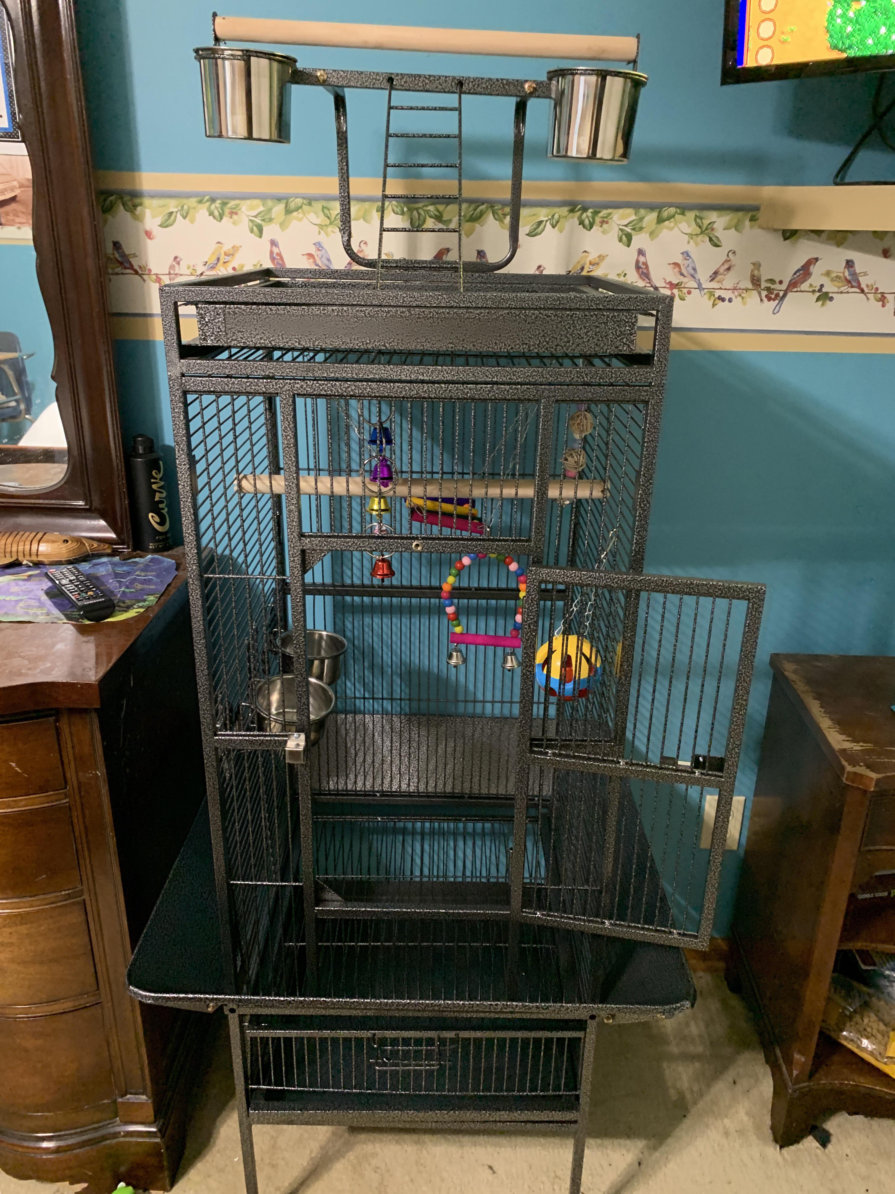 Does this cage look suitable for a cockatiel? If you can’t tell then I