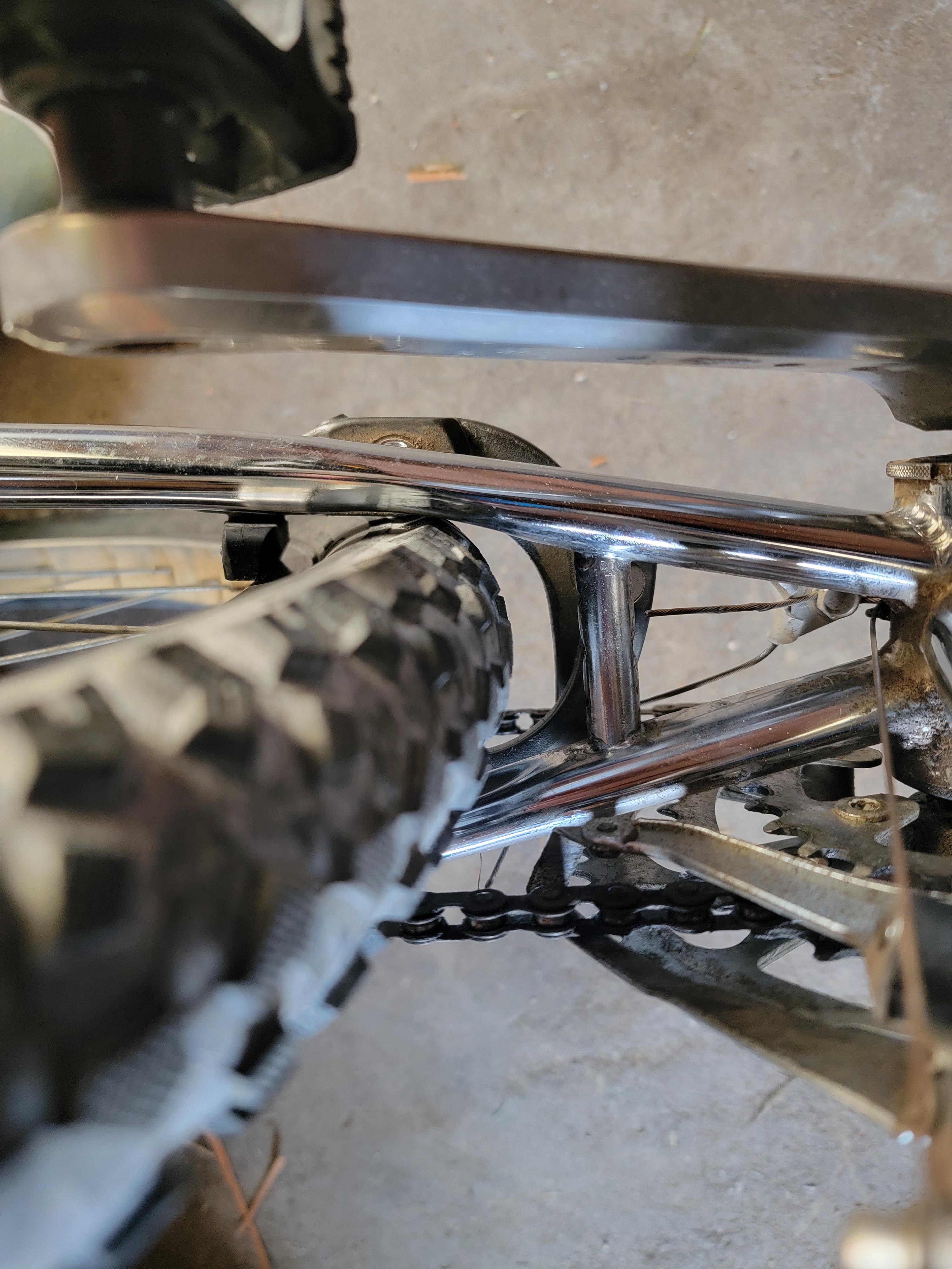 Rear wheel rubbing against frame after being centered r/bikewrench