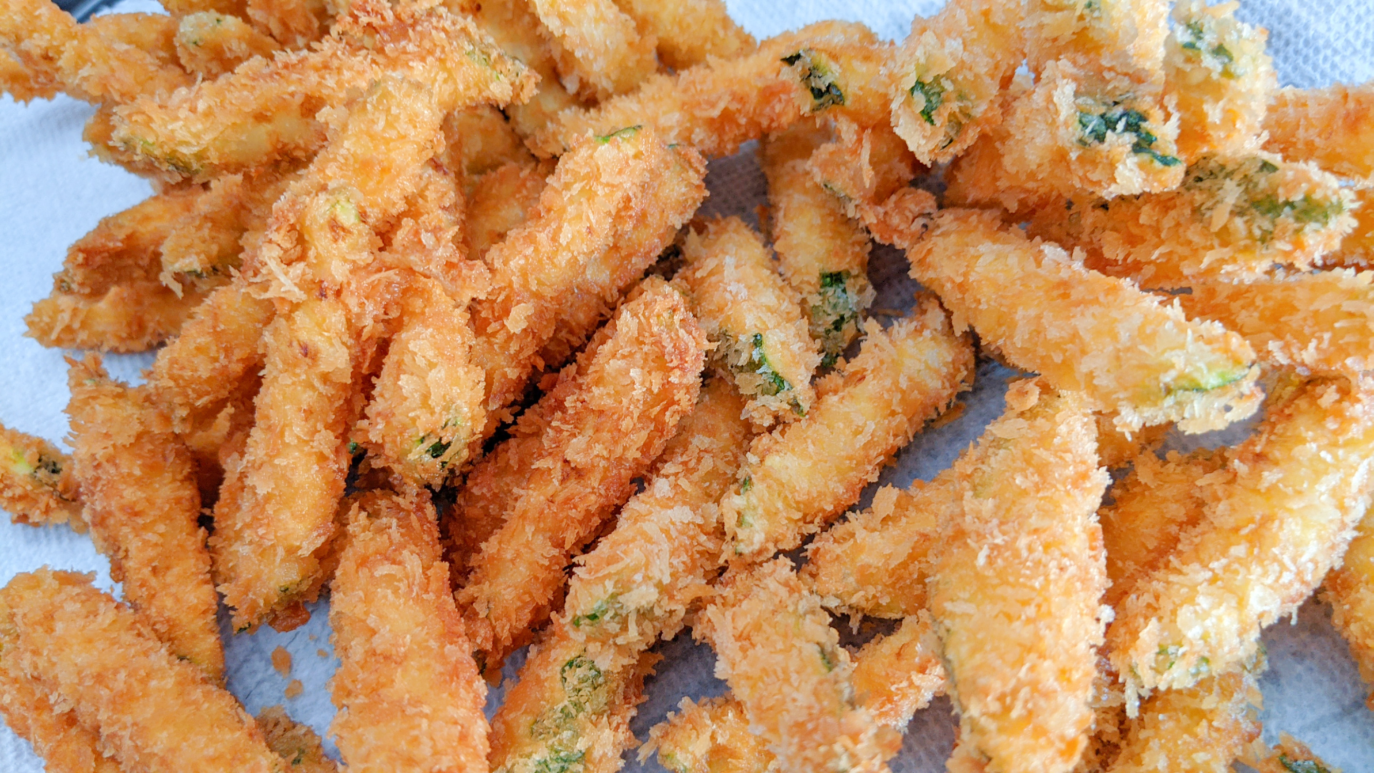 Crispy Panko Breaded Zucchini Fries r/RecipeInspiration