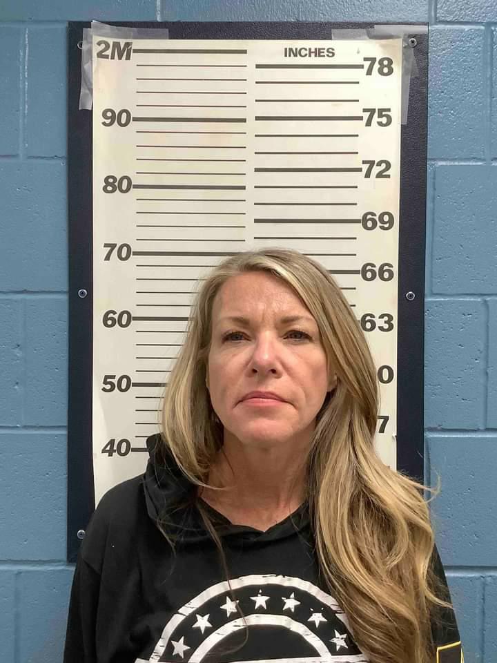 New mugshot r/LoriVallow