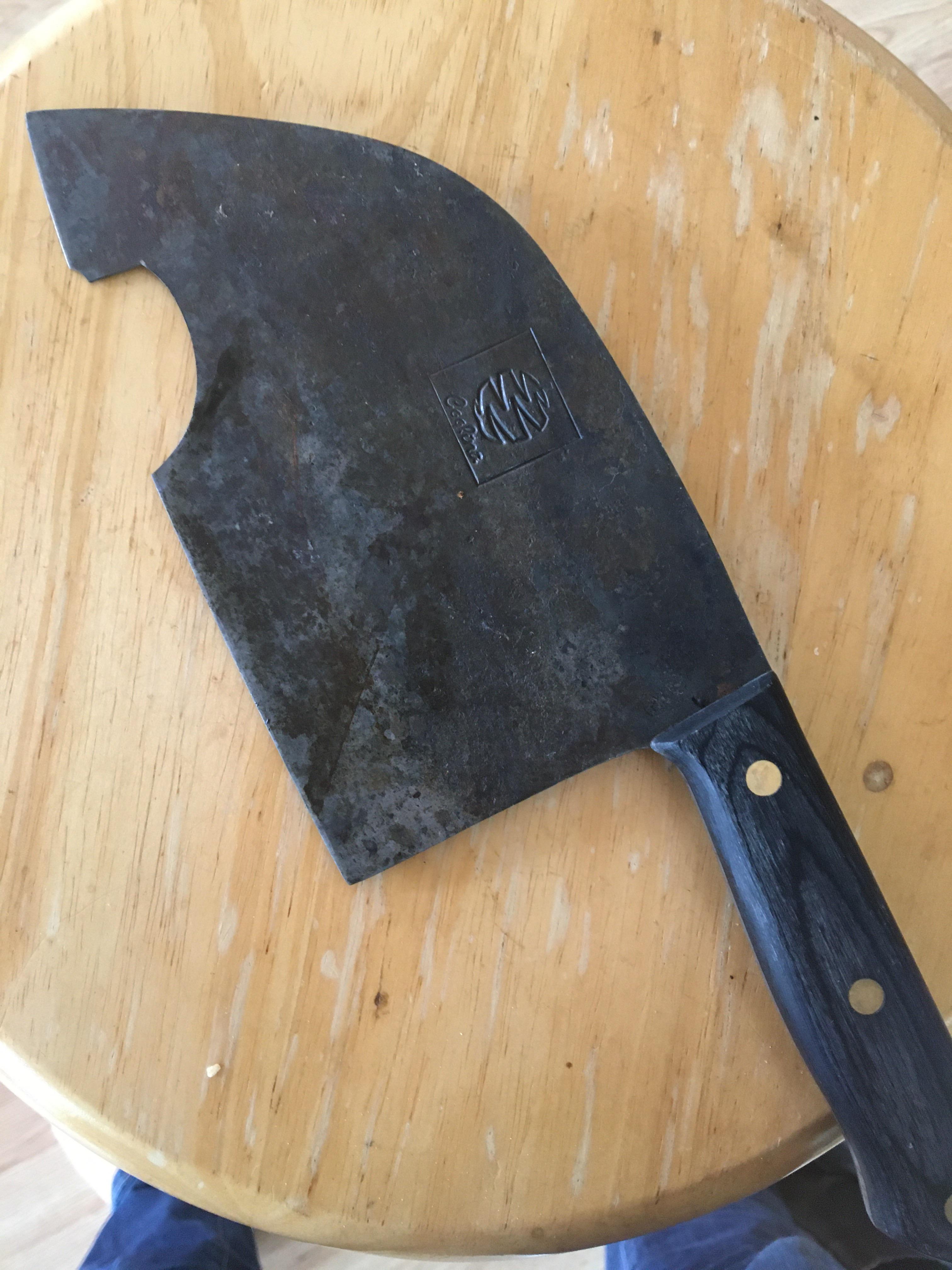 Looking for advice on how to repair this? Not a knife maker but I have