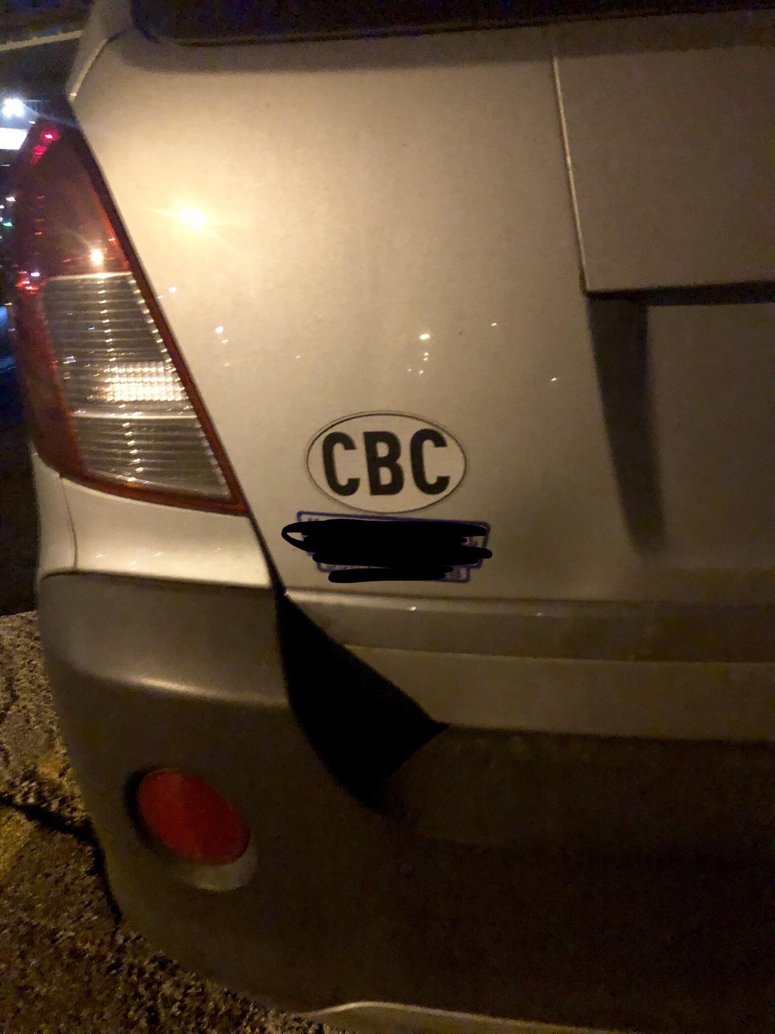 What does this car sticker mean? r/whatisthisthing