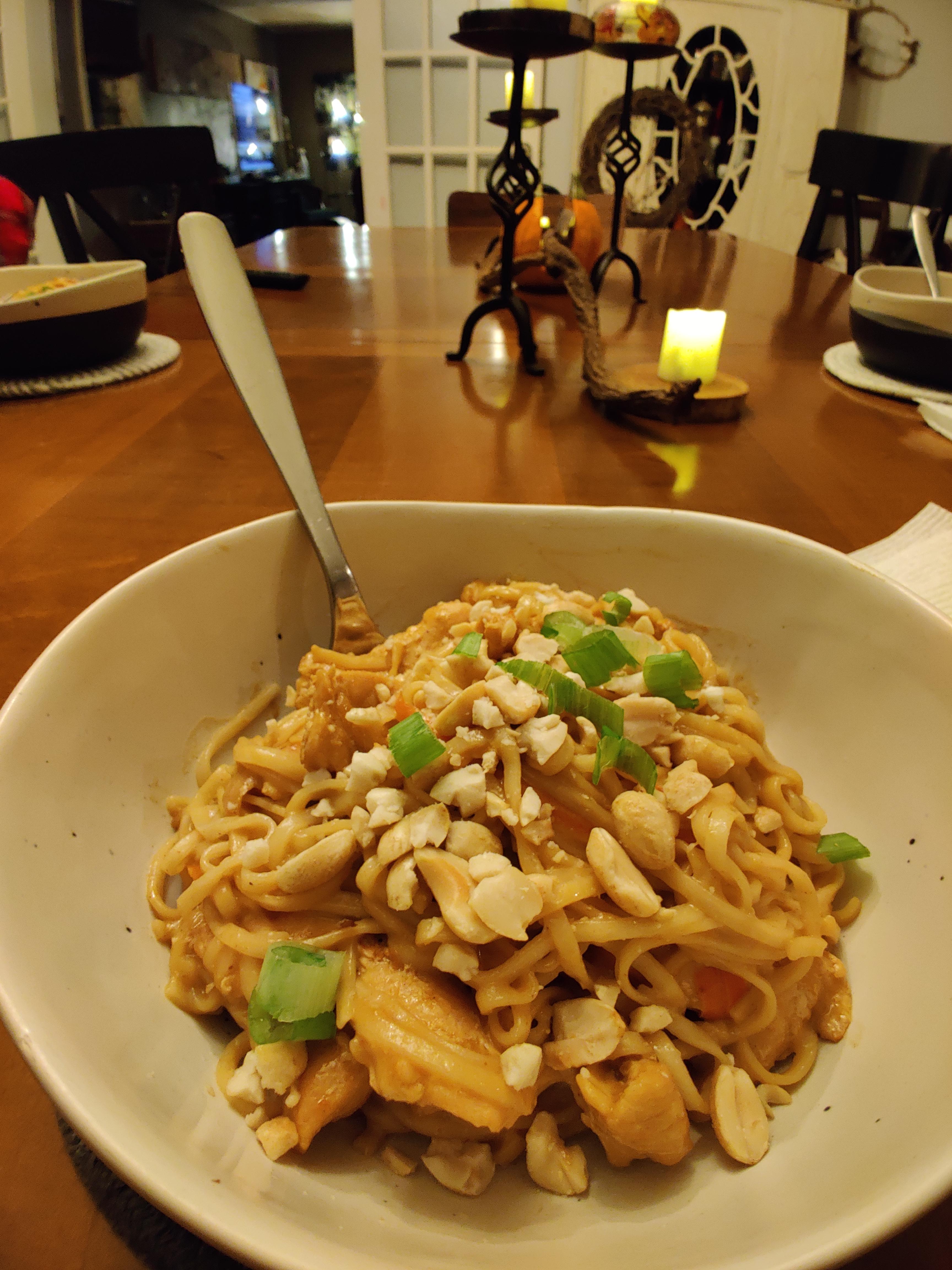 [Homemade] Chicken Satay Noodles r/food