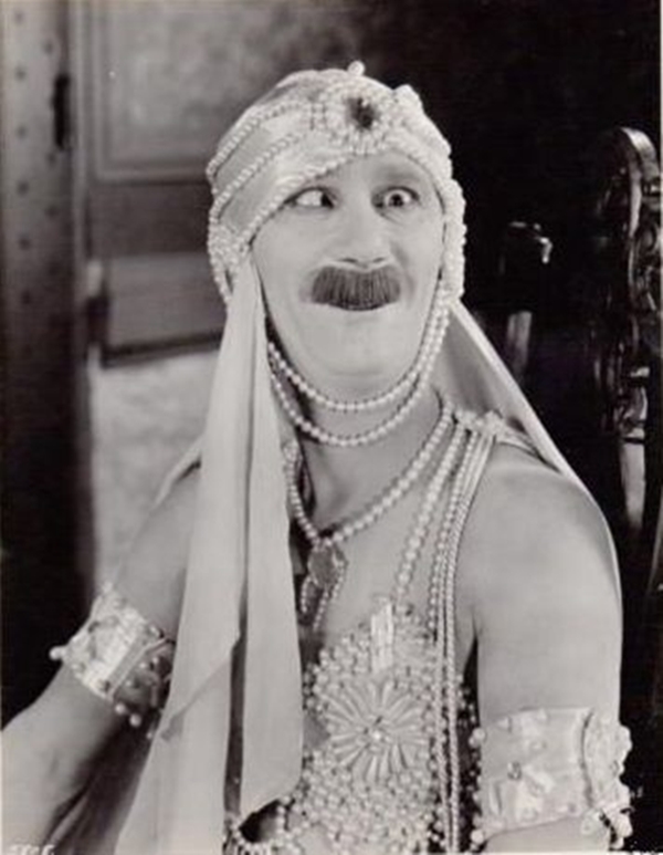 Ben Turpin as a 'pretty harem girl' in "Harem Knights" 1926 OldSchoolCool