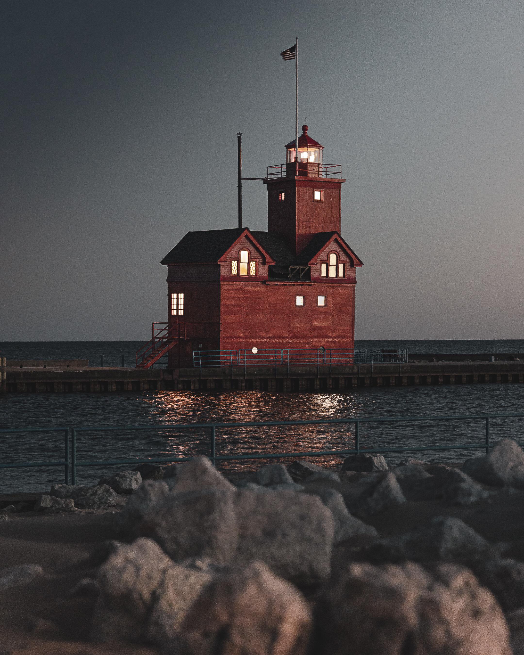 The Big Red Lighthouse in Holland, MI, USA r/camxph