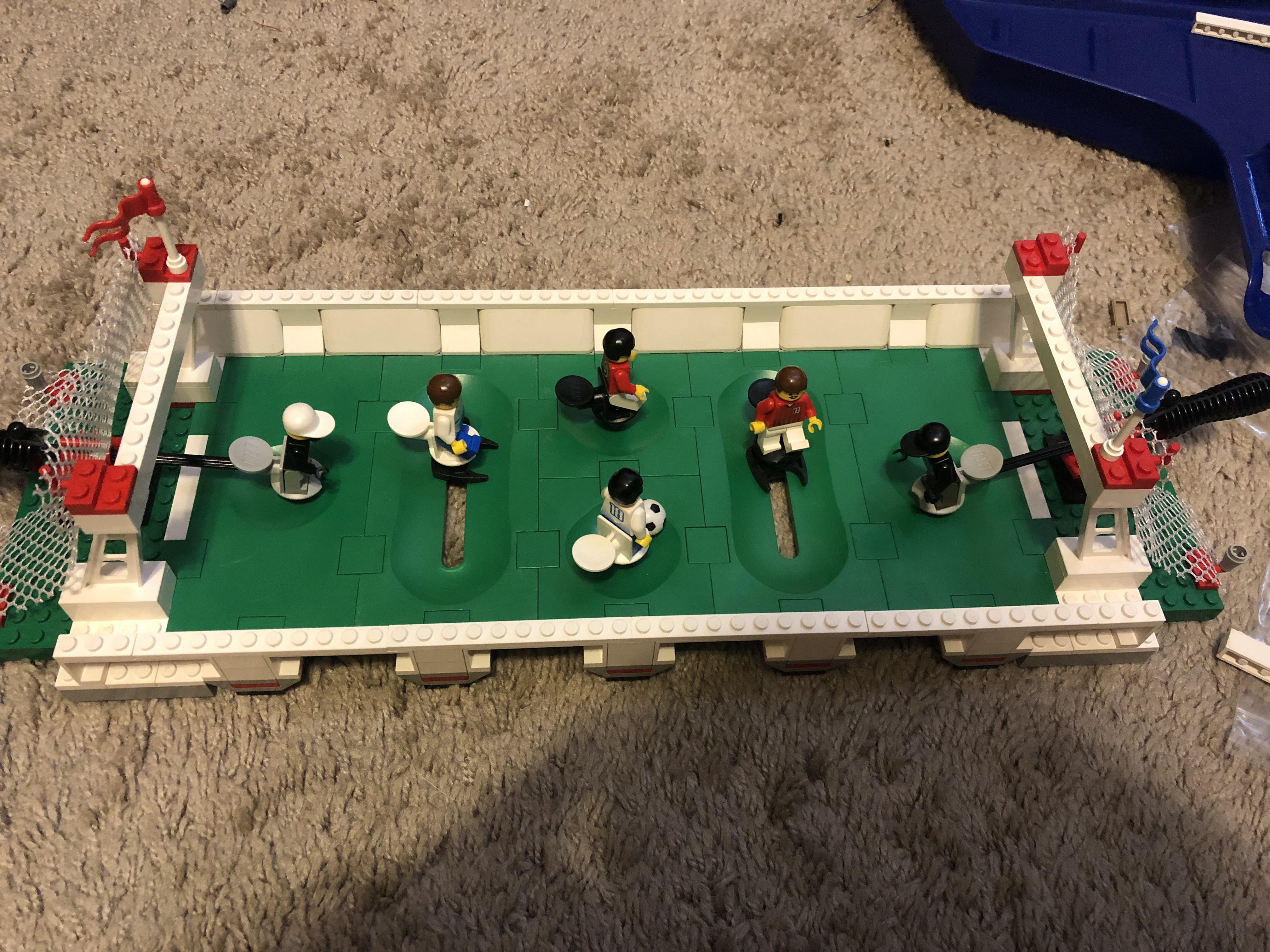 With the power of digging for old lego pieces and bricklink, I managed