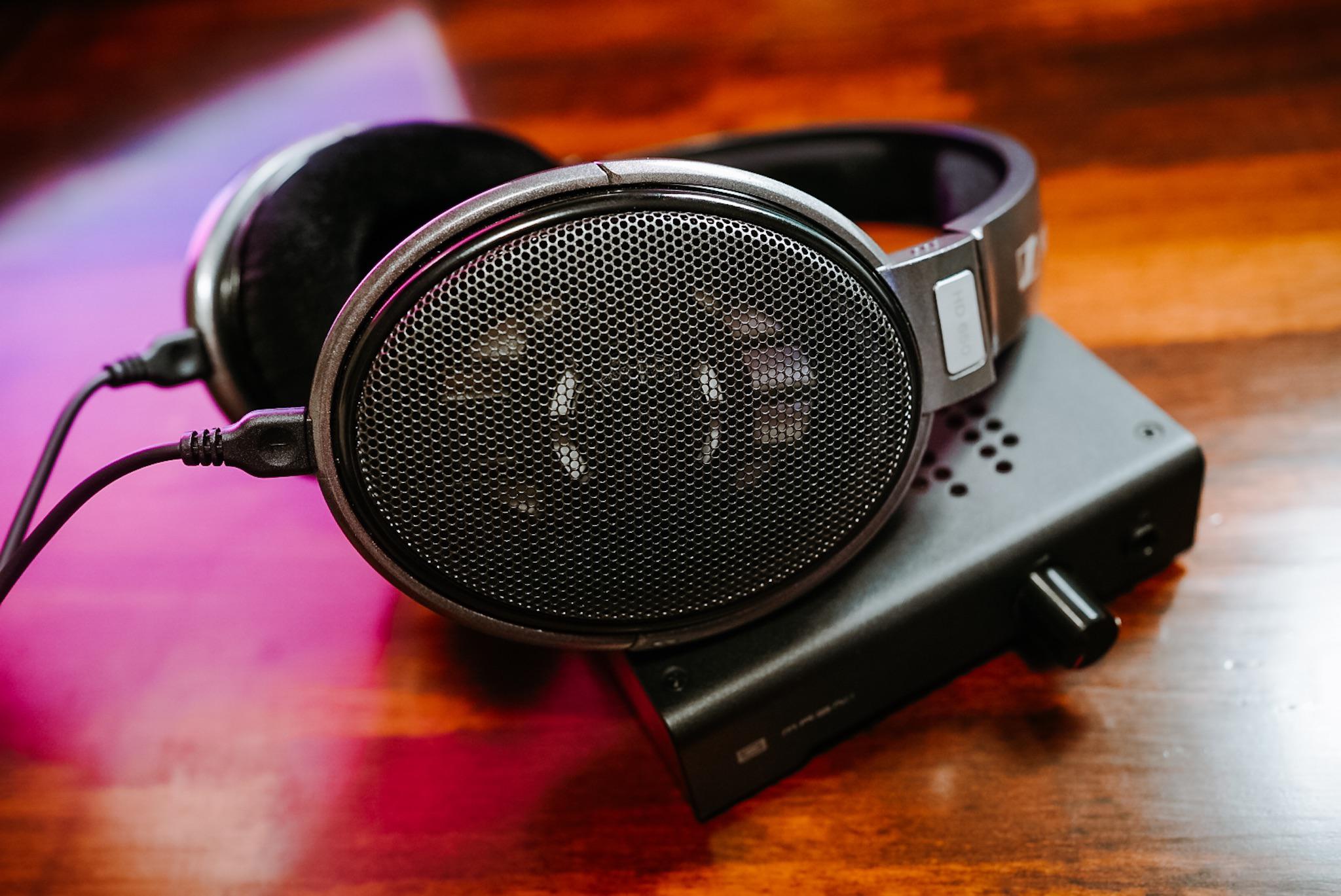 Always wanted to try out Sennheiser 600 series headphones Picked up