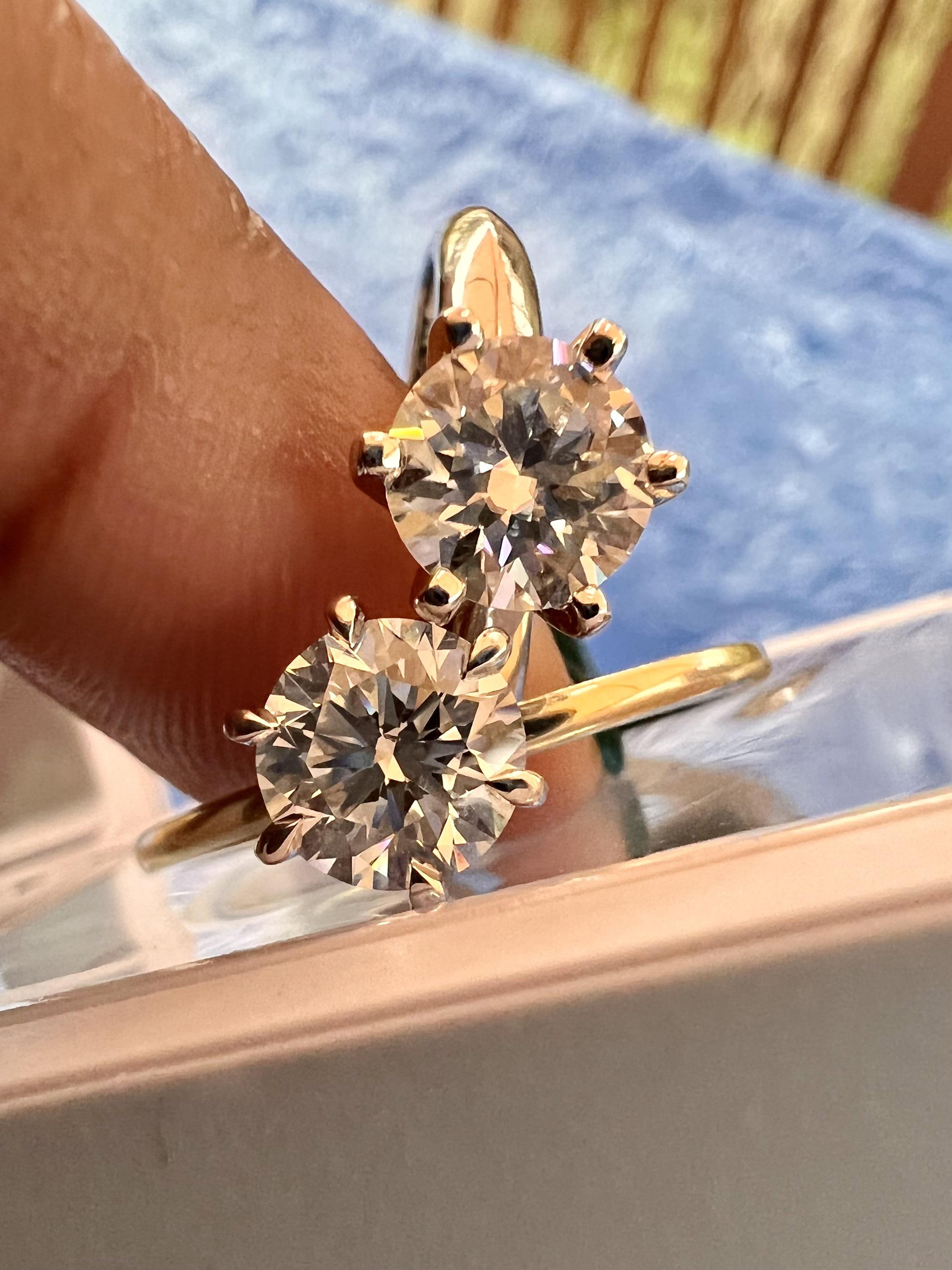 Kalala 1ct D Moissanite (Top) vs. 1ct F SI1 Diamond 💎 (Bottom) r