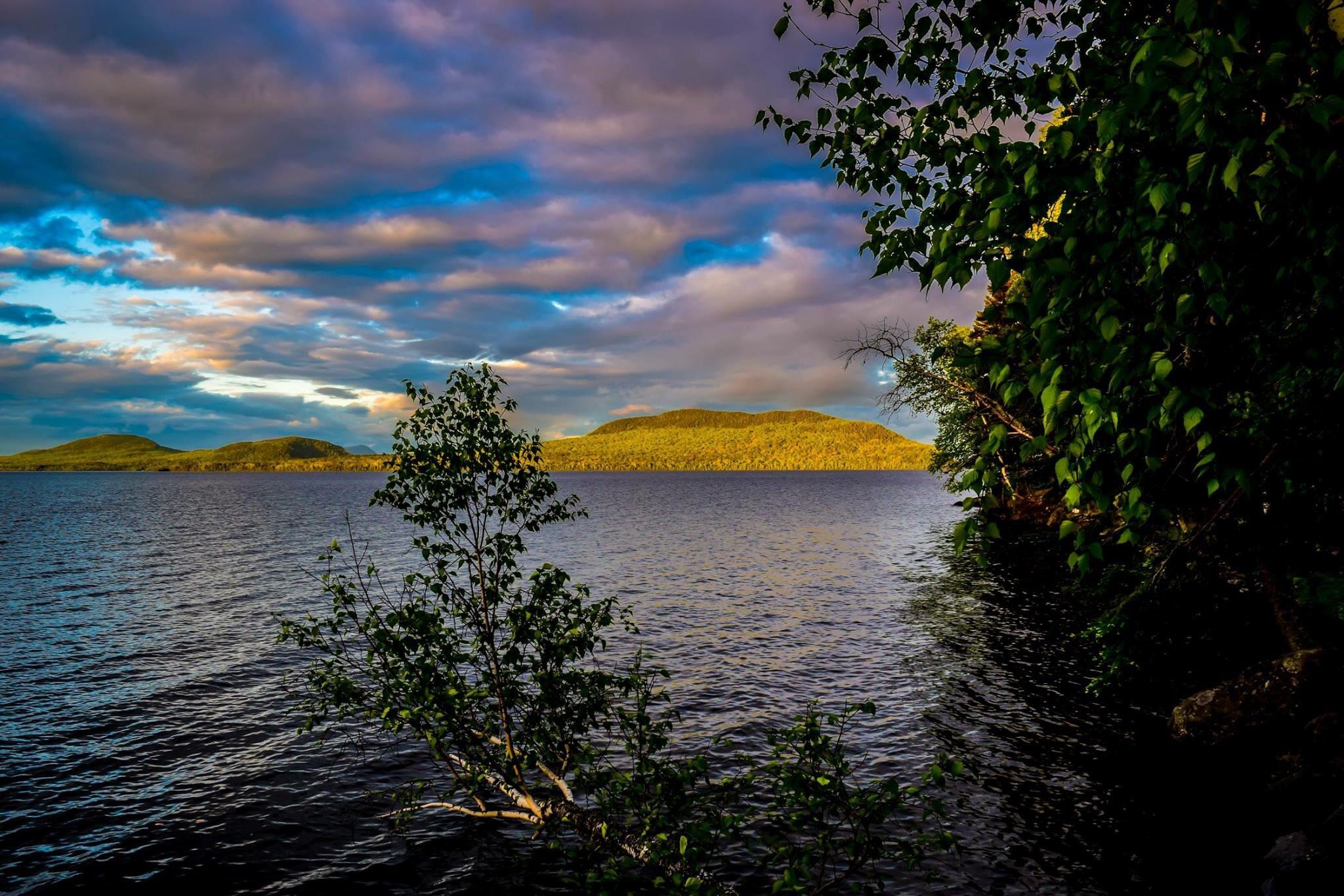 Mount Kineo from Moosehead Lake, Maine, (3064x2036) r/EarthPorn