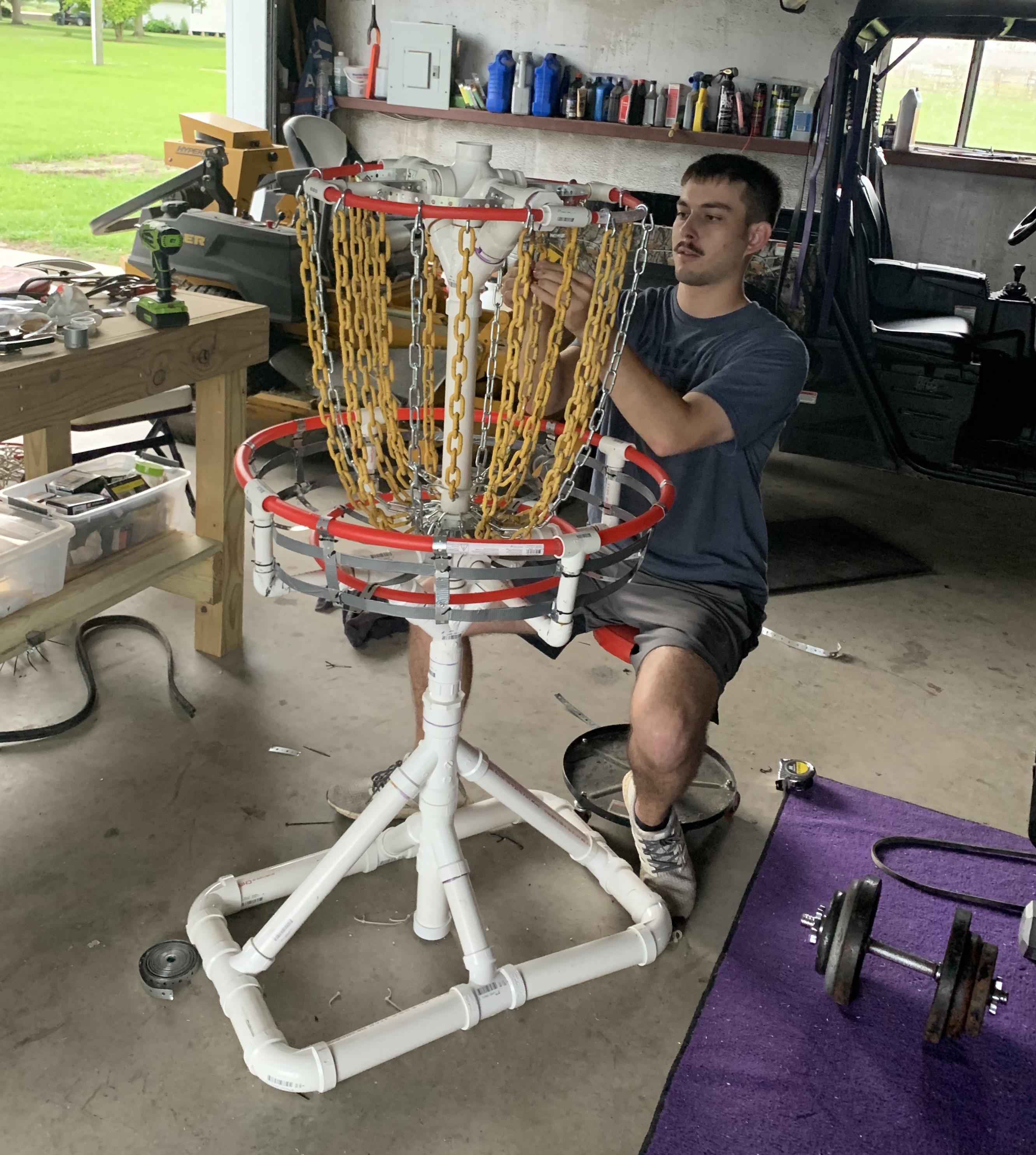 1st attempt at a homemade basket. Watch for us at the USDGC r/discgolf