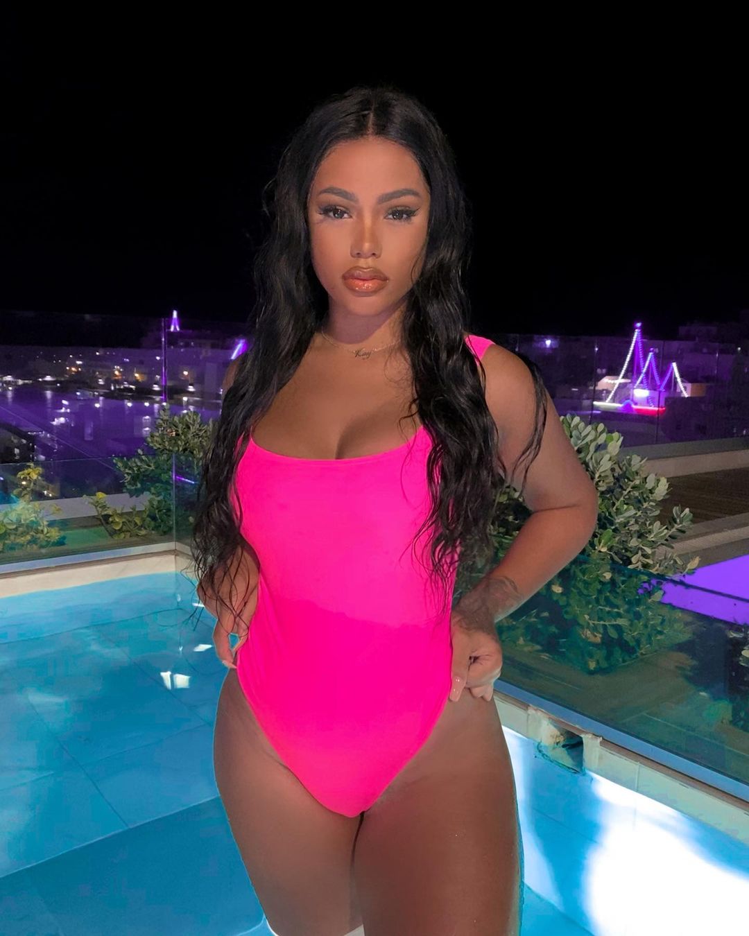 Kay Michelle : SwimmerPorn