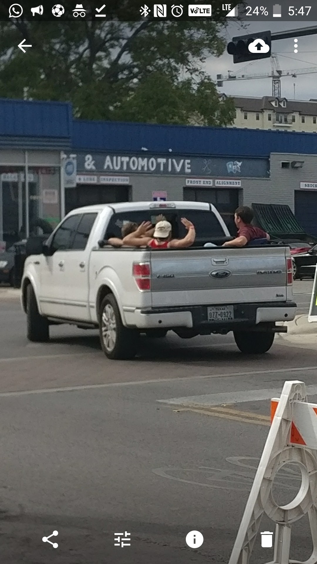 The douchebag that hit and run a car today r/sanmarcos