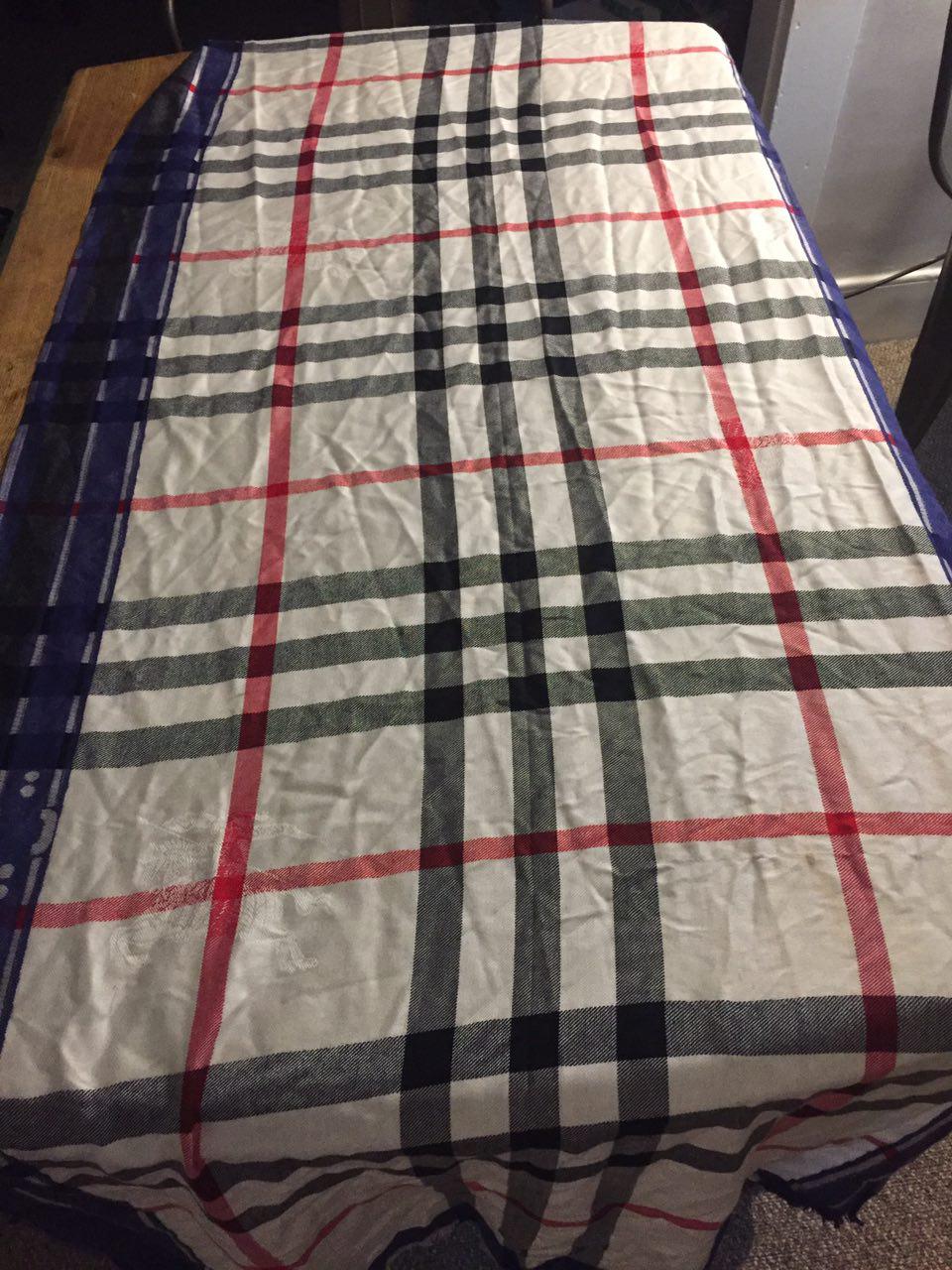 Burberry Scarf. Real or Fake? 1.99 r/ThriftStoreHauls