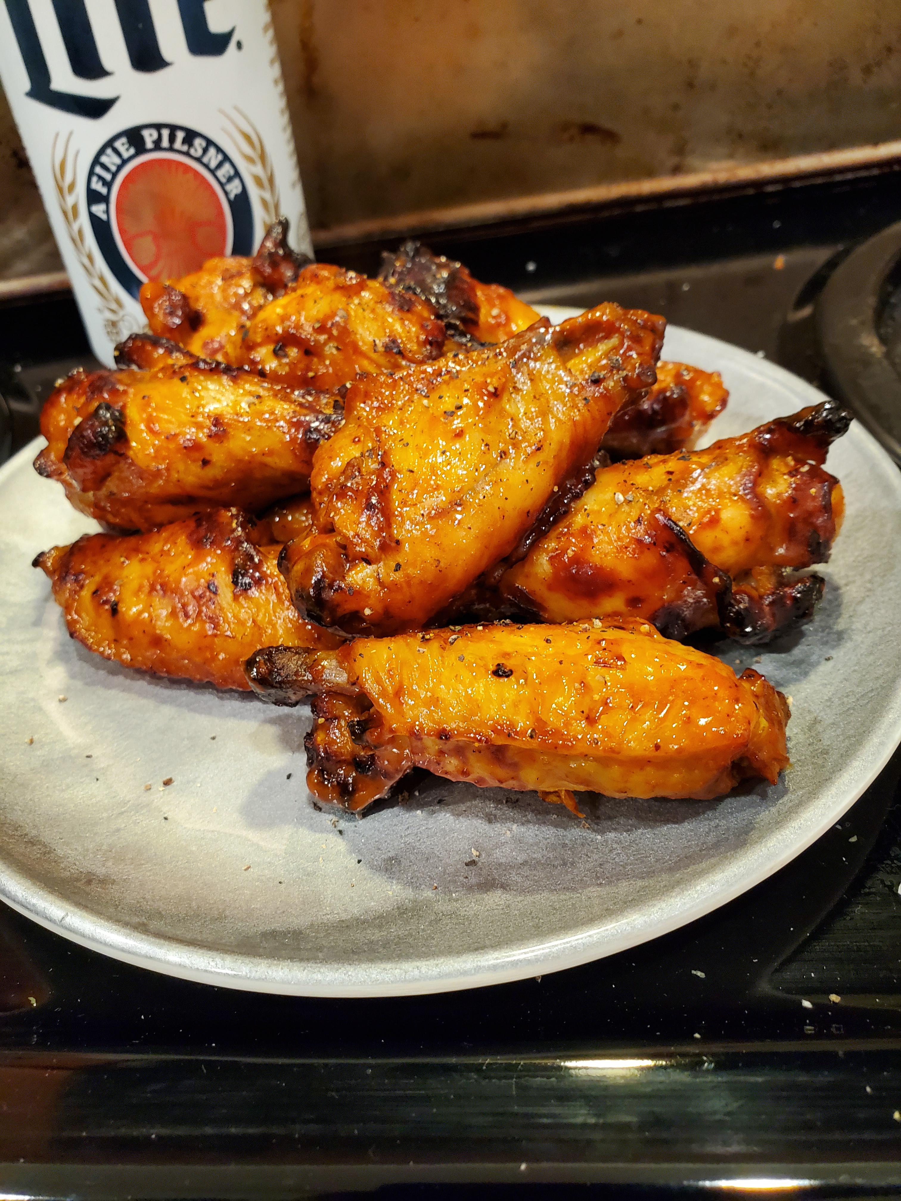 [HOMEMADE] Buffalo Wings, made in my new air fryer. r/Wings