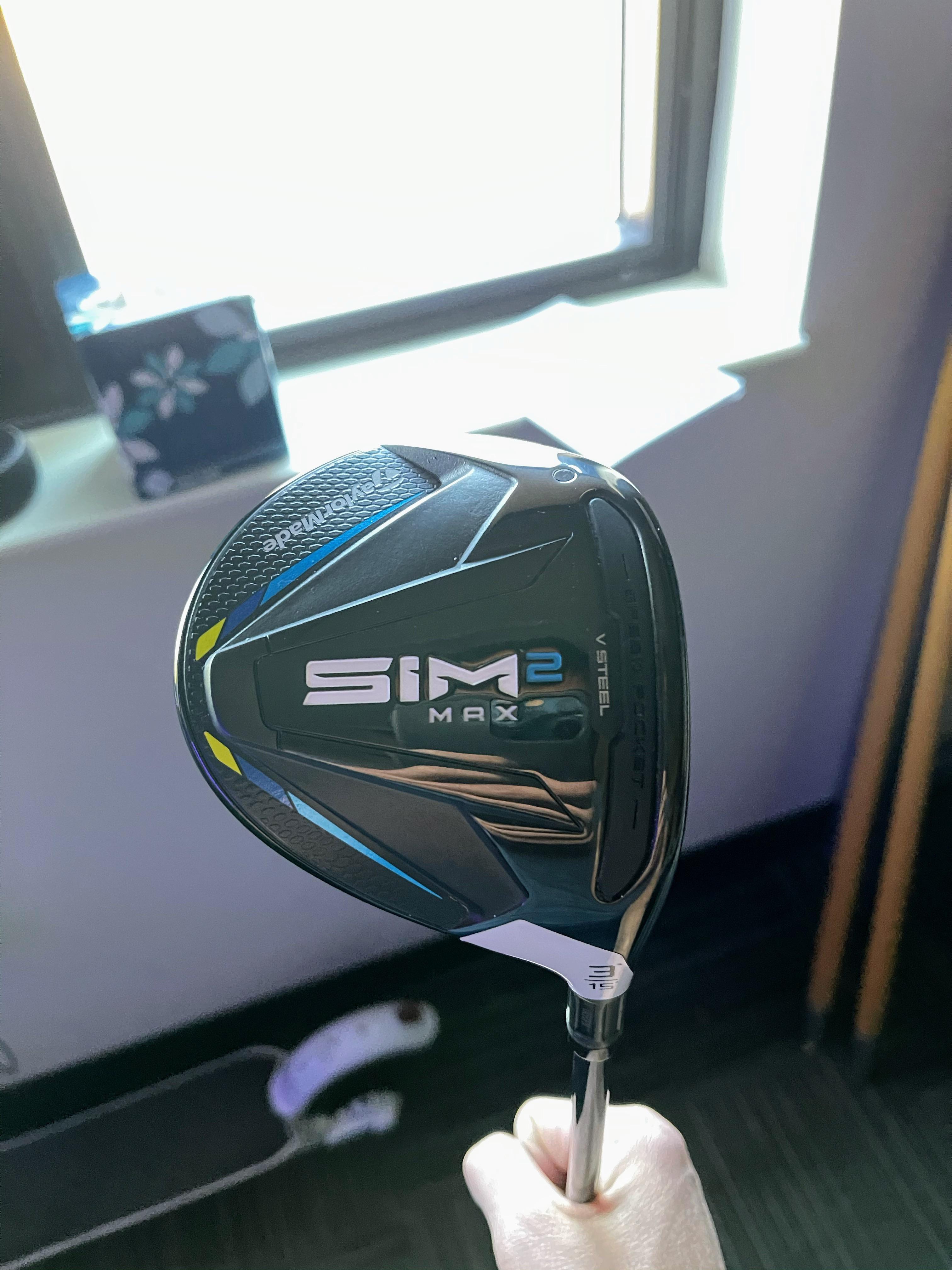 After over a month of waiting, my new TaylorMade SIM2 Max3 Wood has