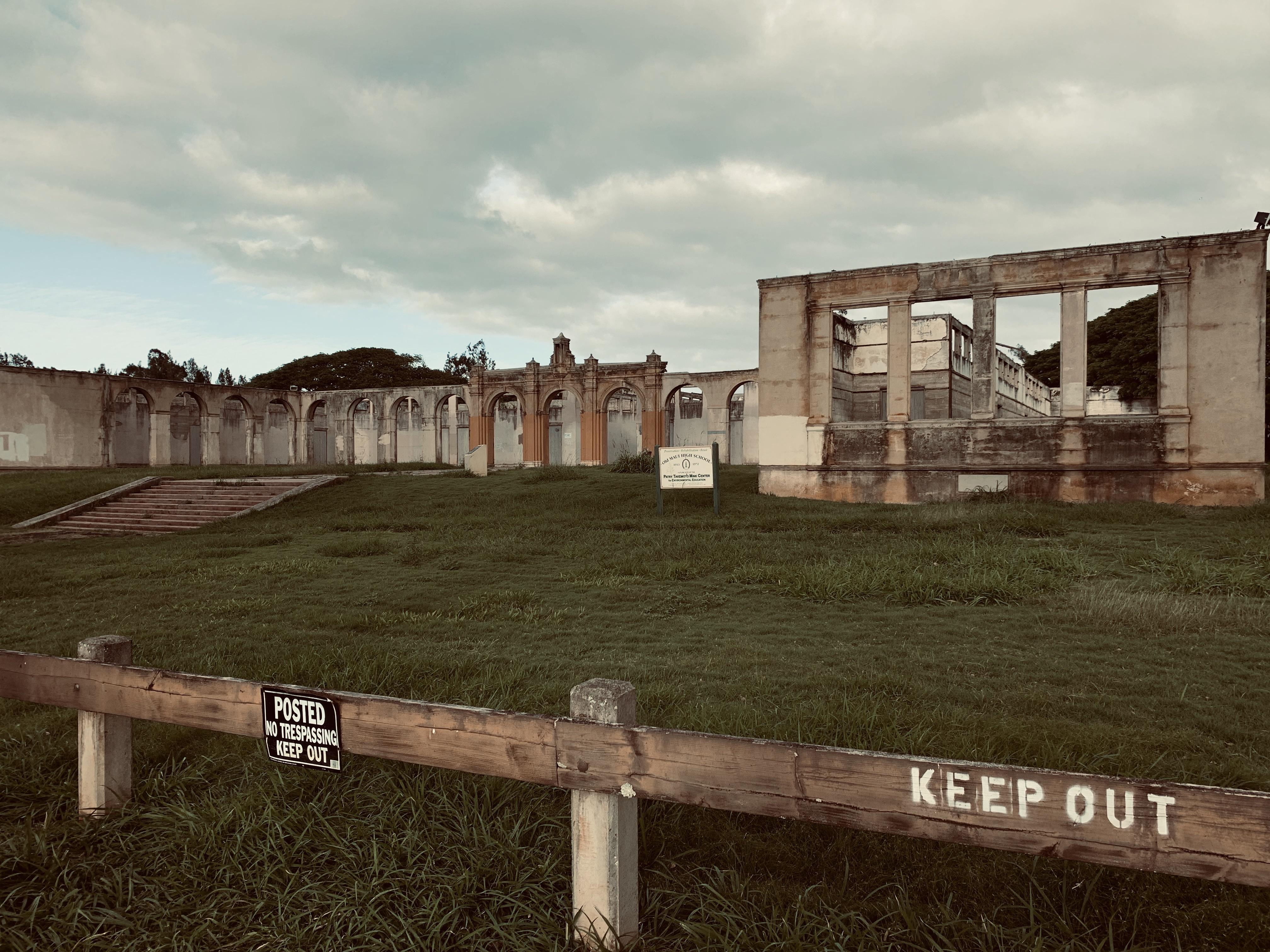 Old Maui High Schoolclosed in 1972. Maui, Hawaii r/AbandonedPorn