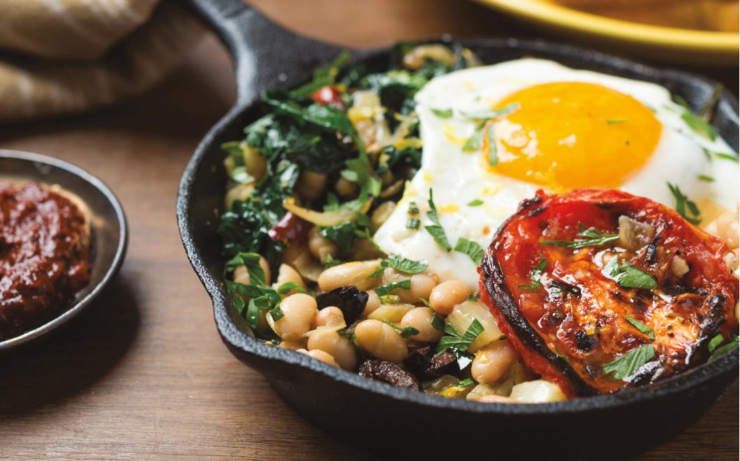 Ovenbaked eggs with white beans, roasted tomatoes & olives r/recipes