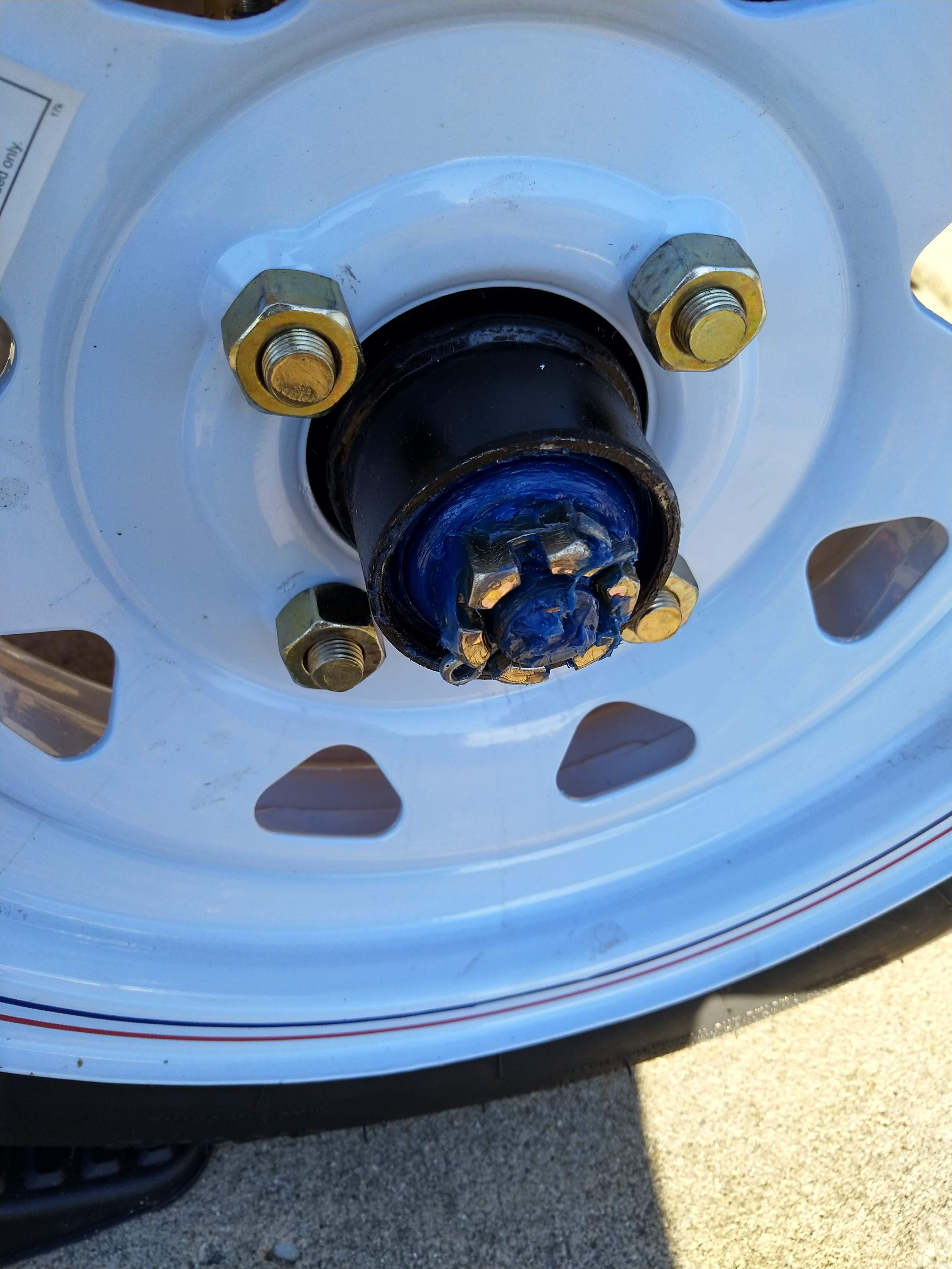 Anyone know where to find wheel hub dust covers for HF trailer? 1,195