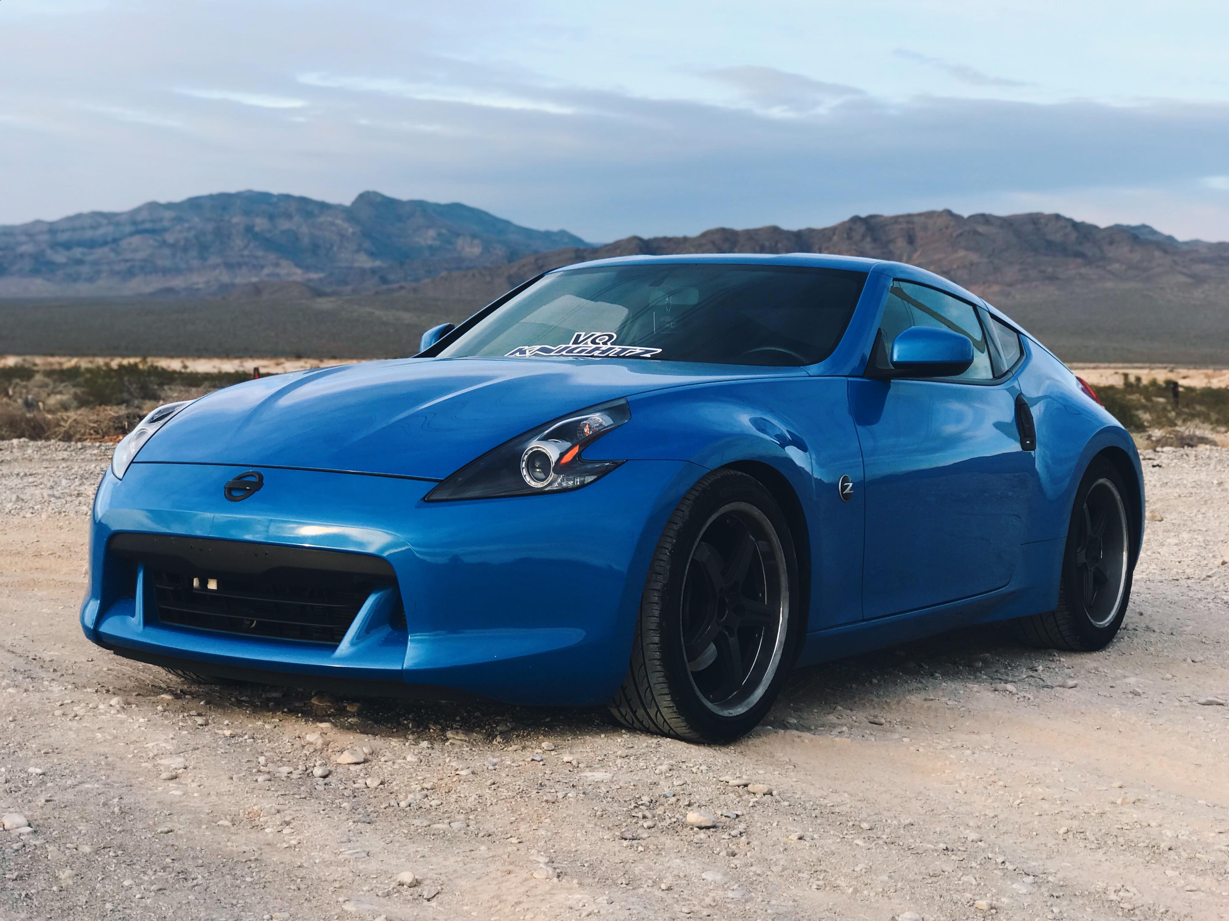 Finally decided to paint the headlight housing and couldn’t be happier with the results! r/370z