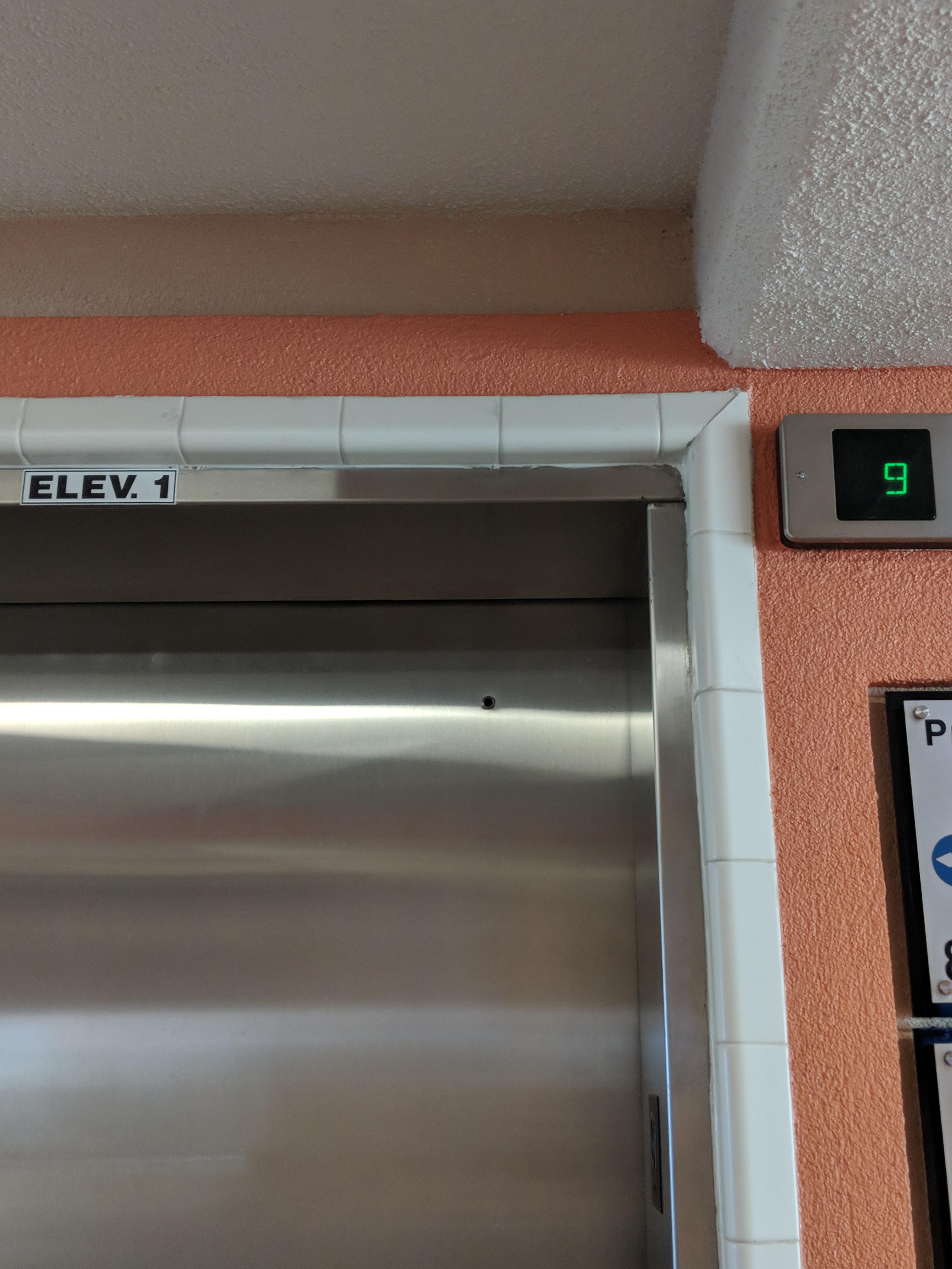 This hole at the top of the elevator? whatisthisthing