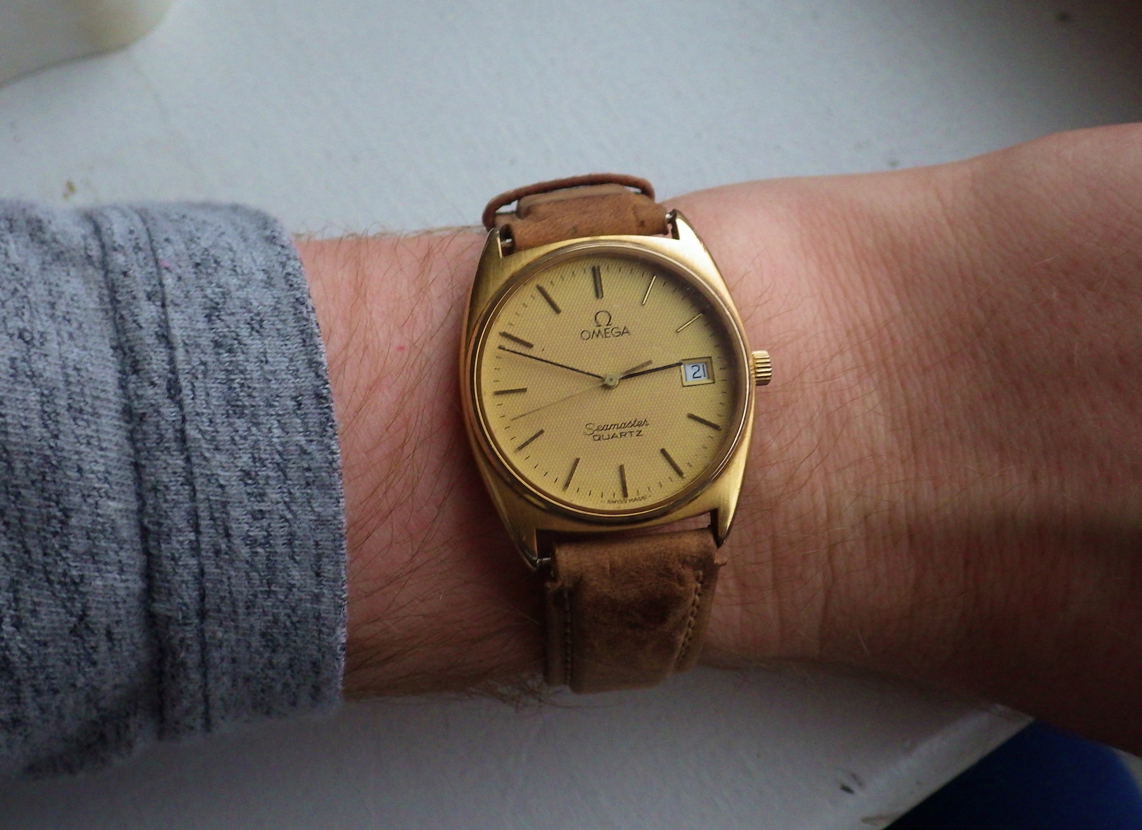 [WTS] Omega Vintage Seamaster Quartz Gold Case Leather Band