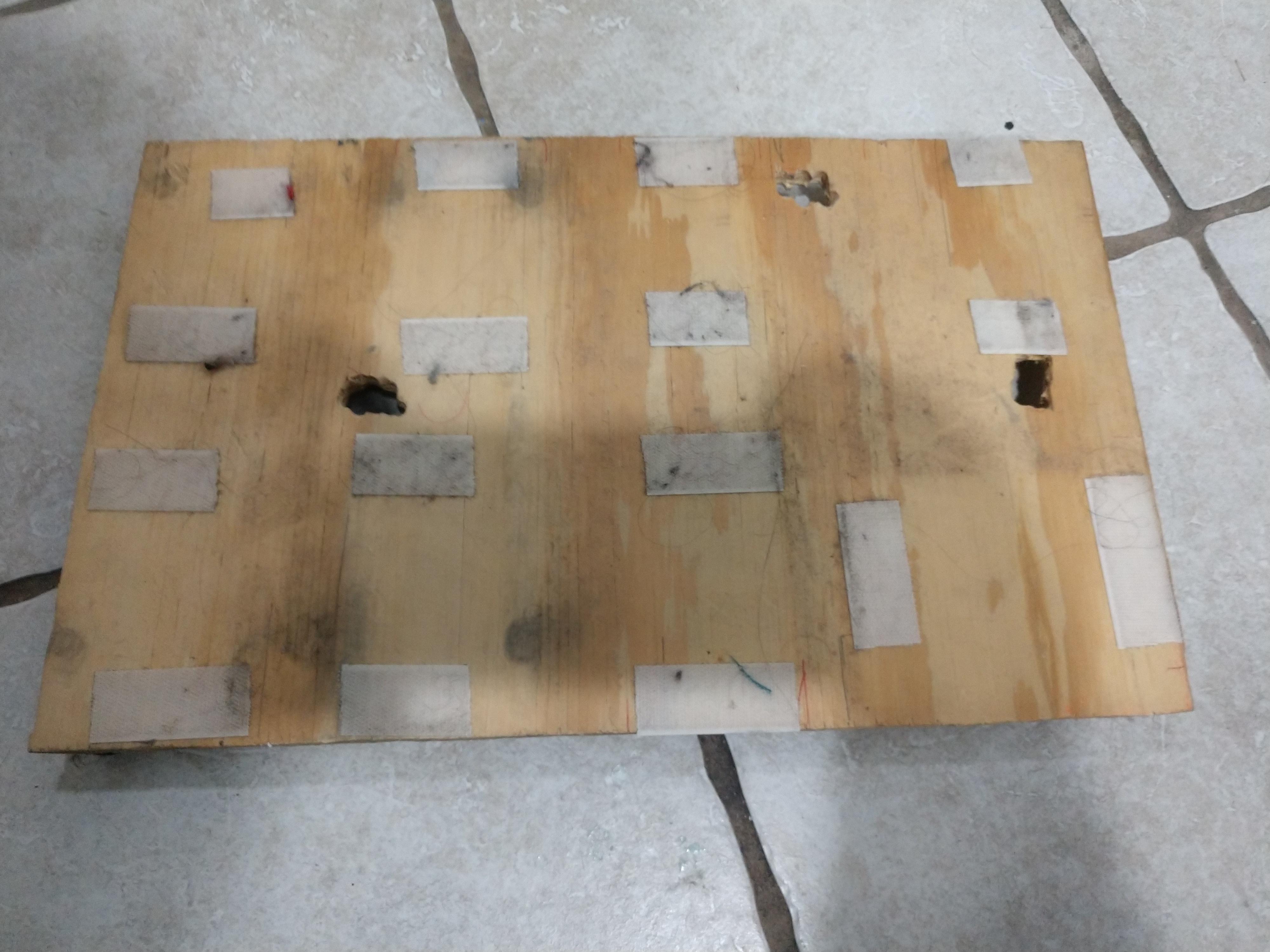 Lightly used pedalboard. Hookside Velcro and rubber feet attached