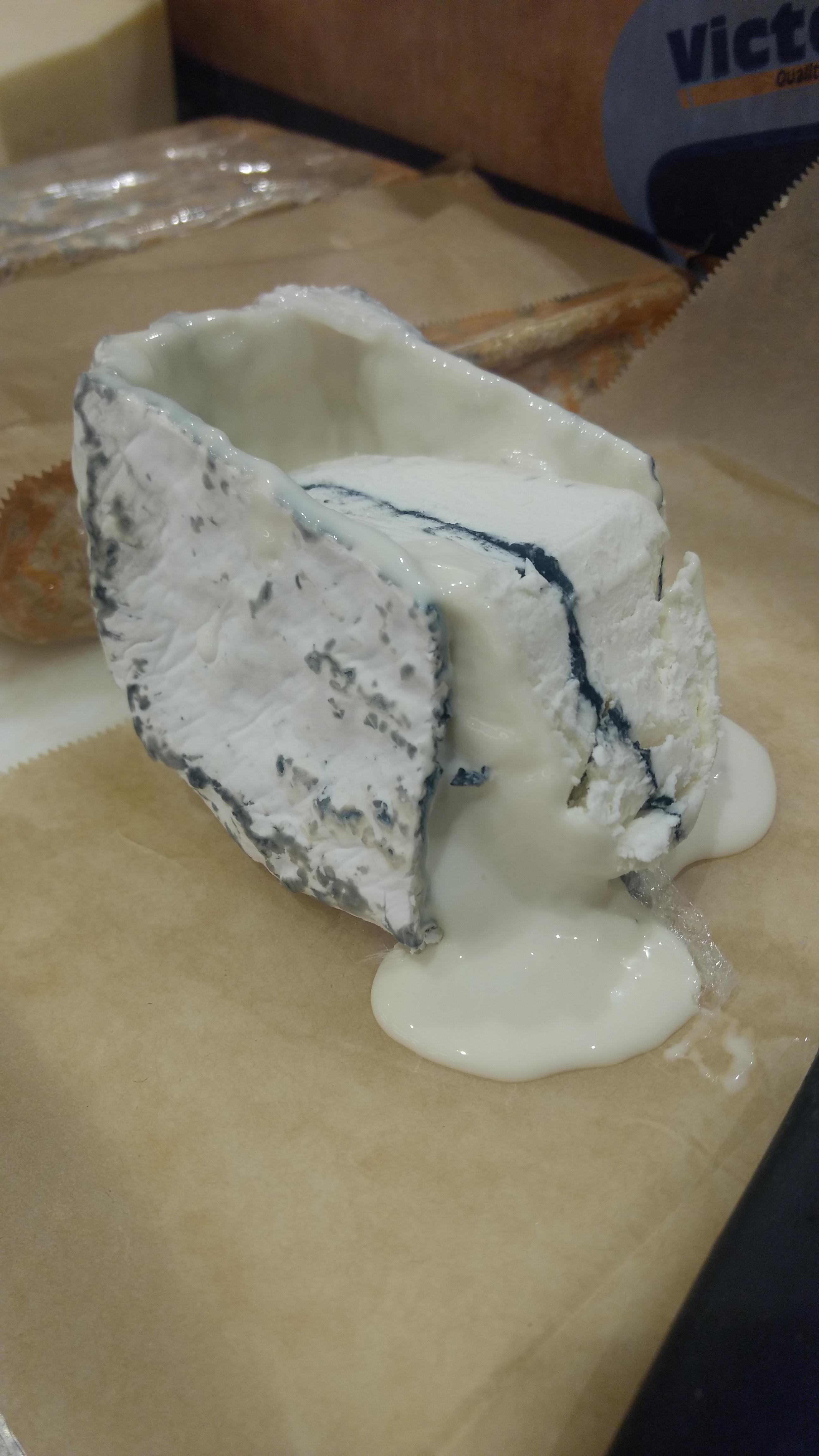 Lake's Edge, Blue Ledge Farm, VT r/Cheese