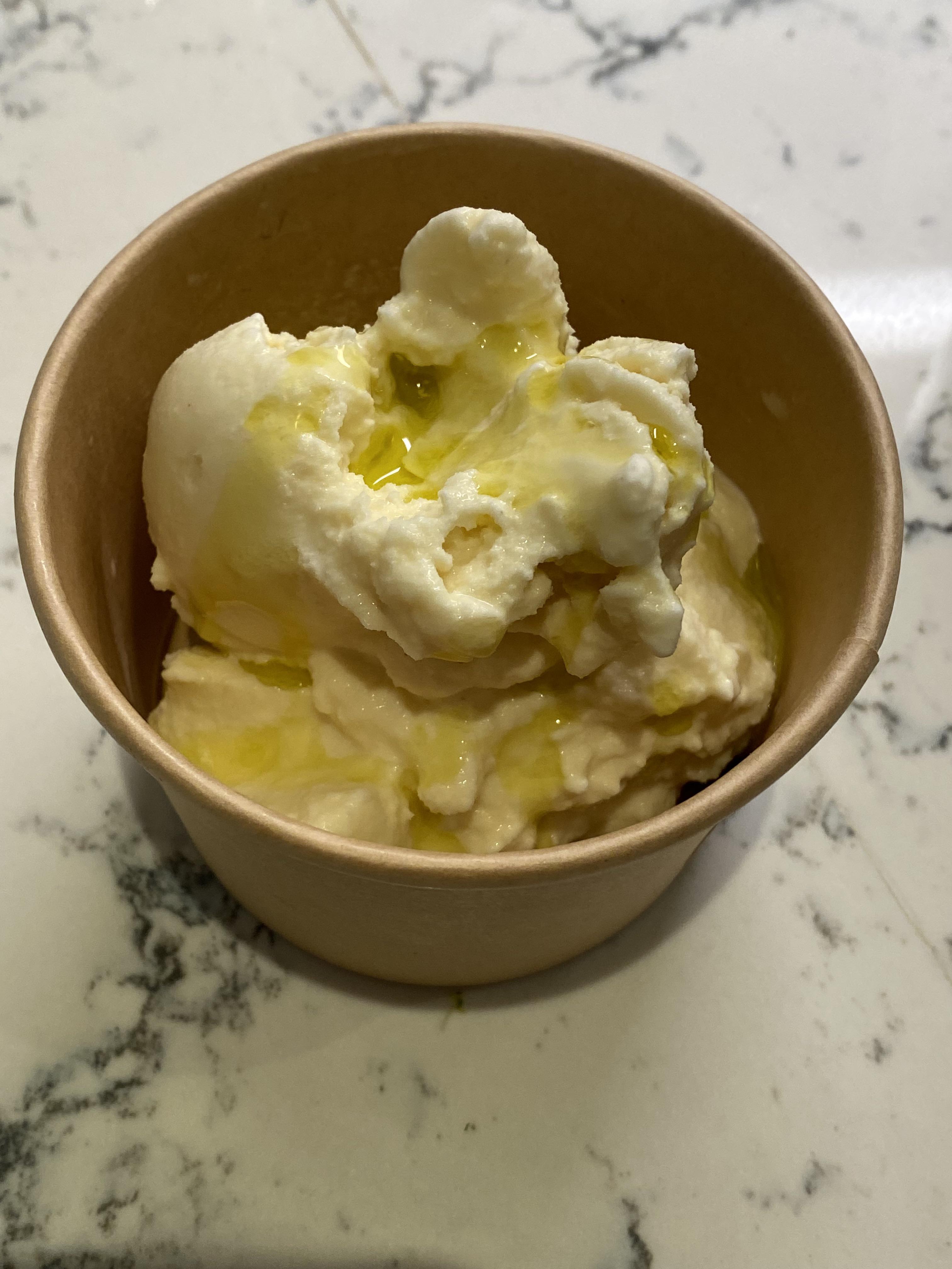 french vanilla and amaretto ice cream topped with fresh evo and sea